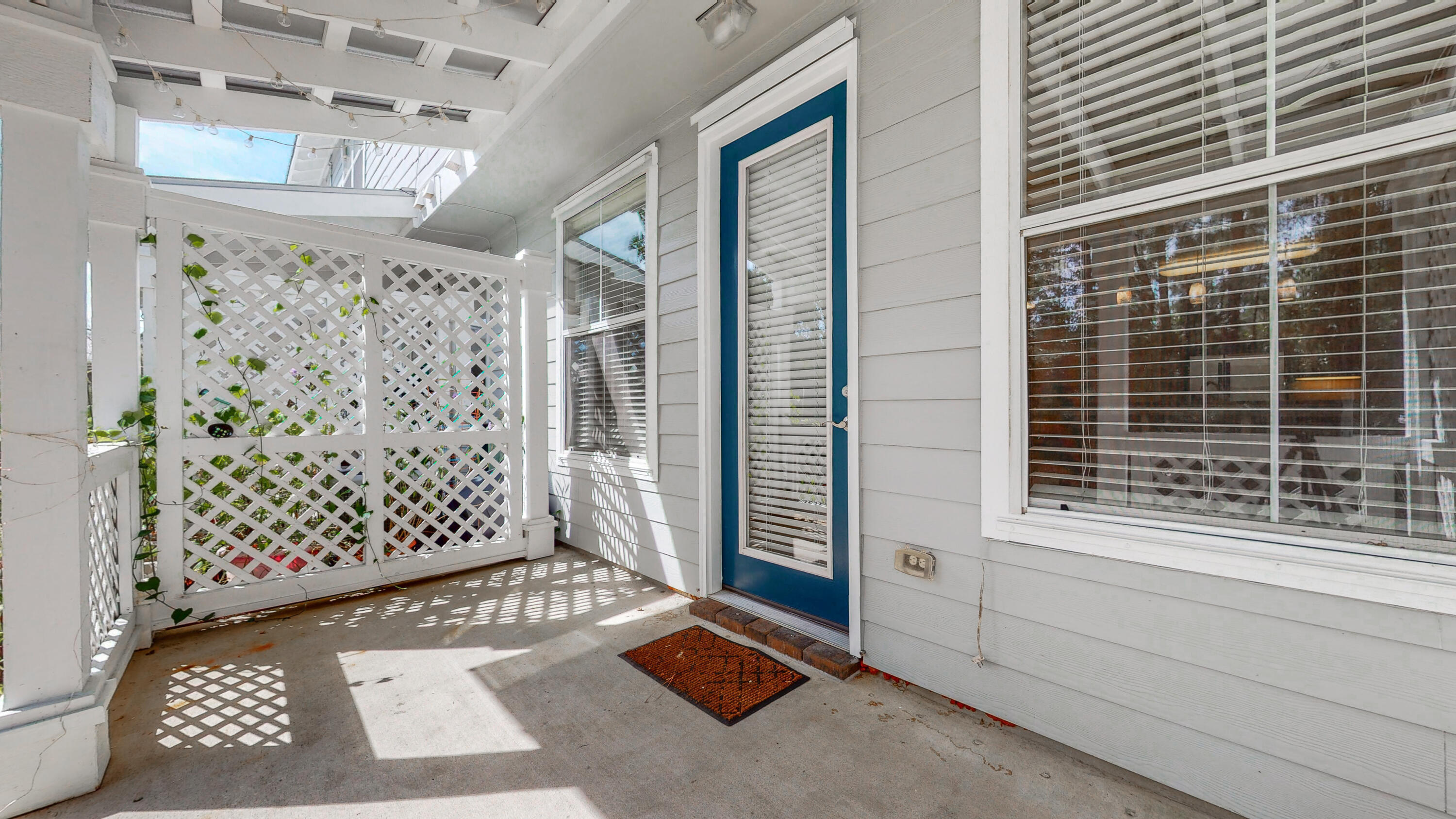 EAGLE BAY - Residential