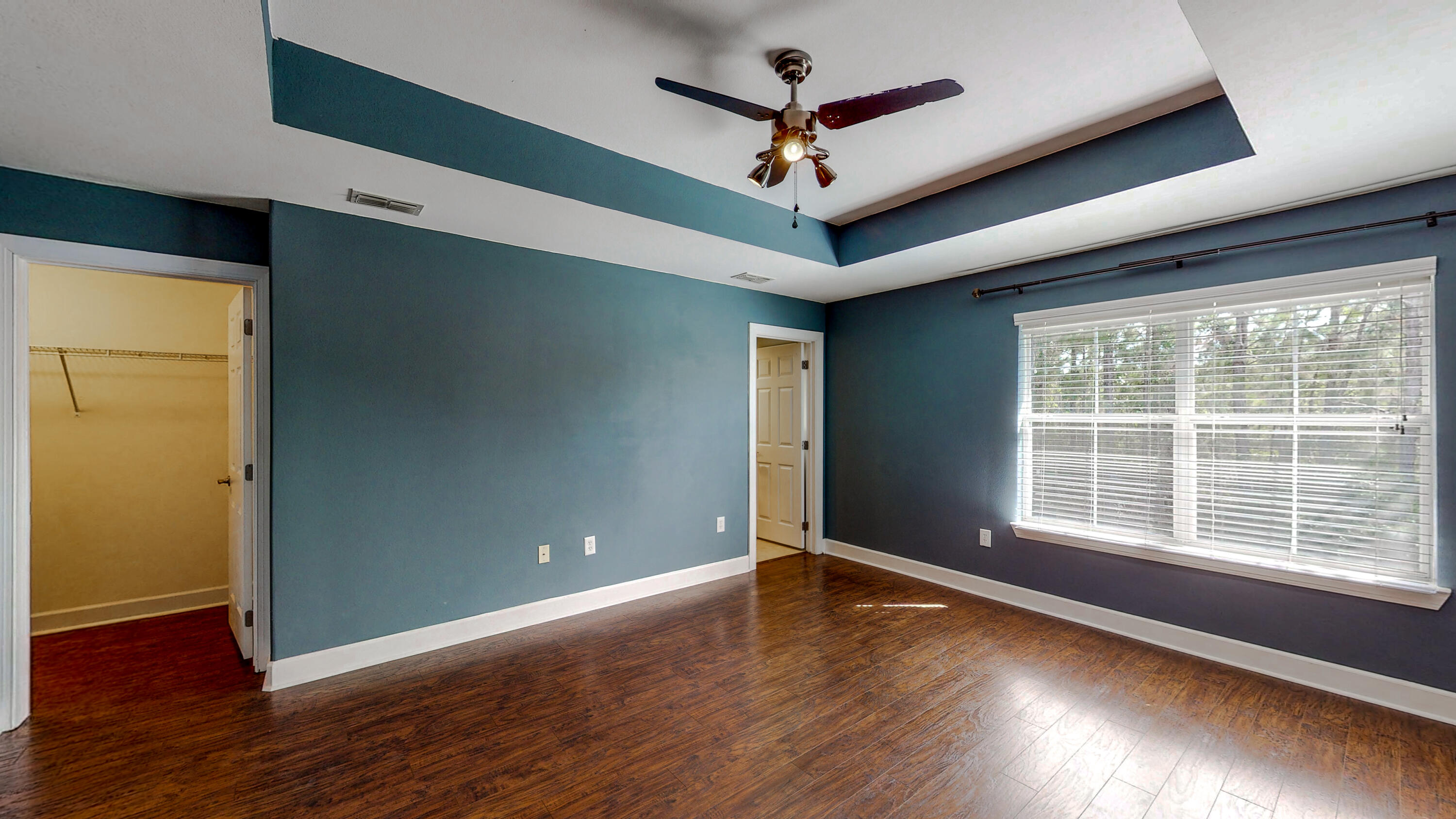 EAGLE BAY - Residential