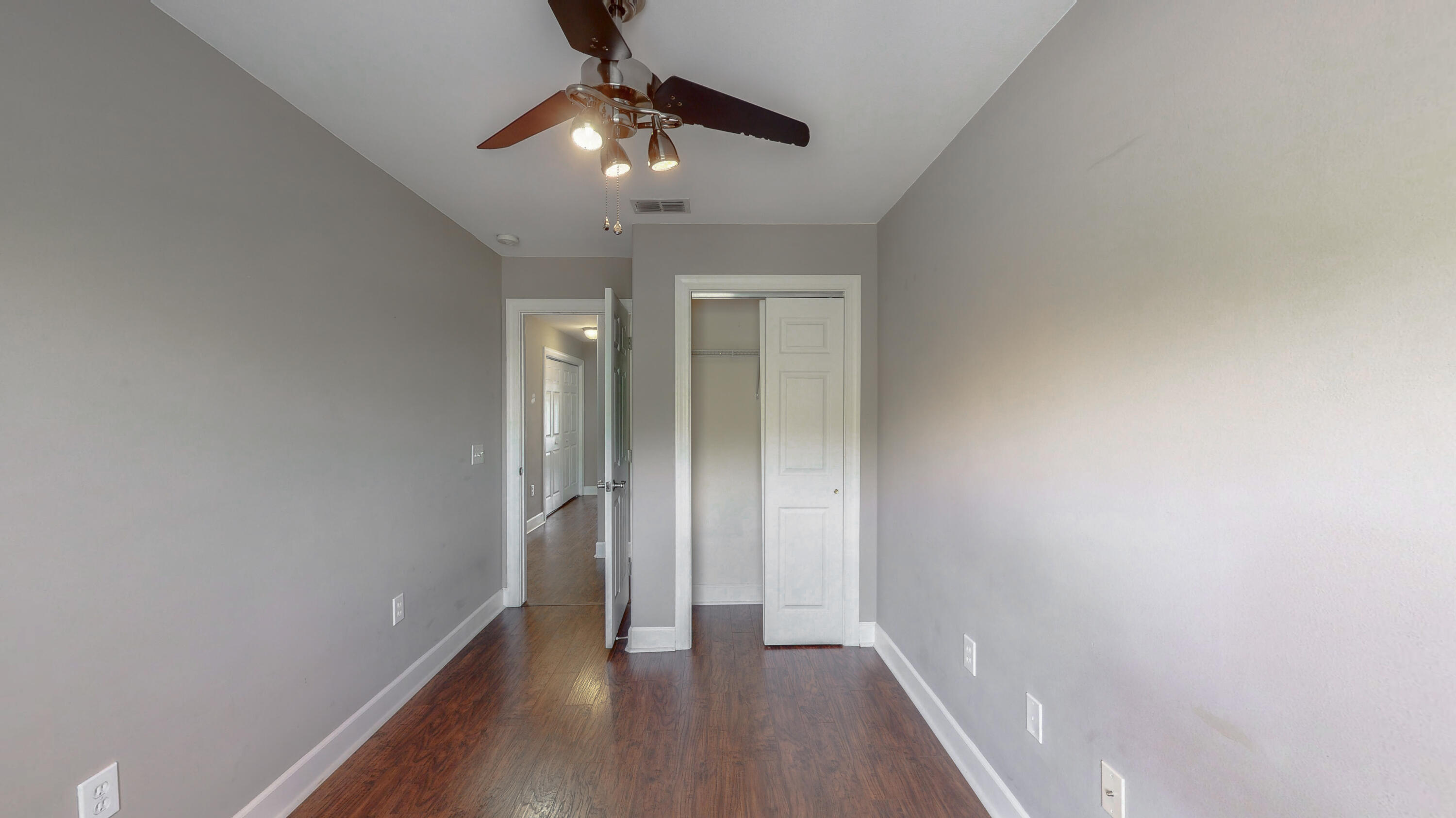 EAGLE BAY - Residential