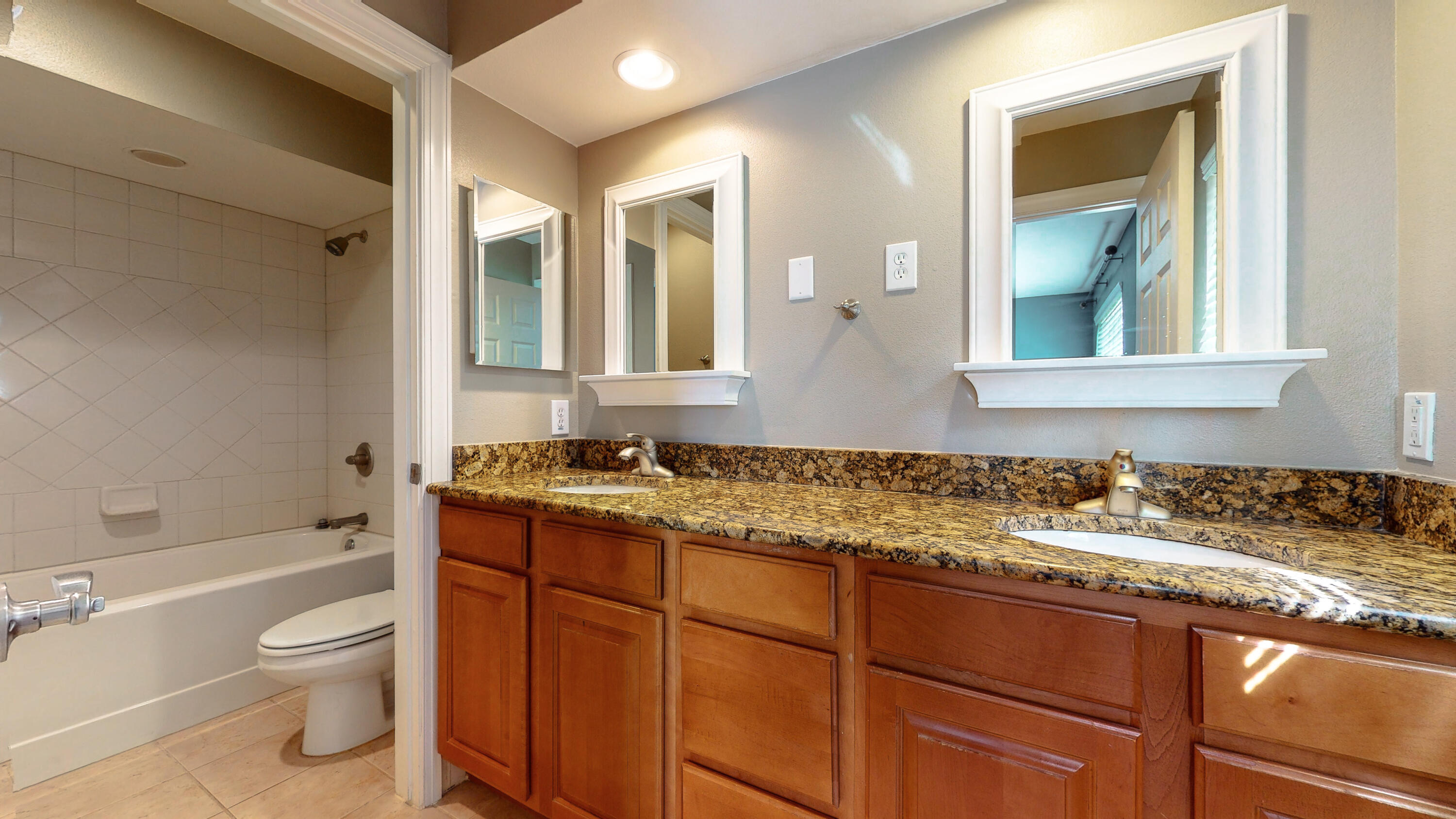 EAGLE BAY - Residential