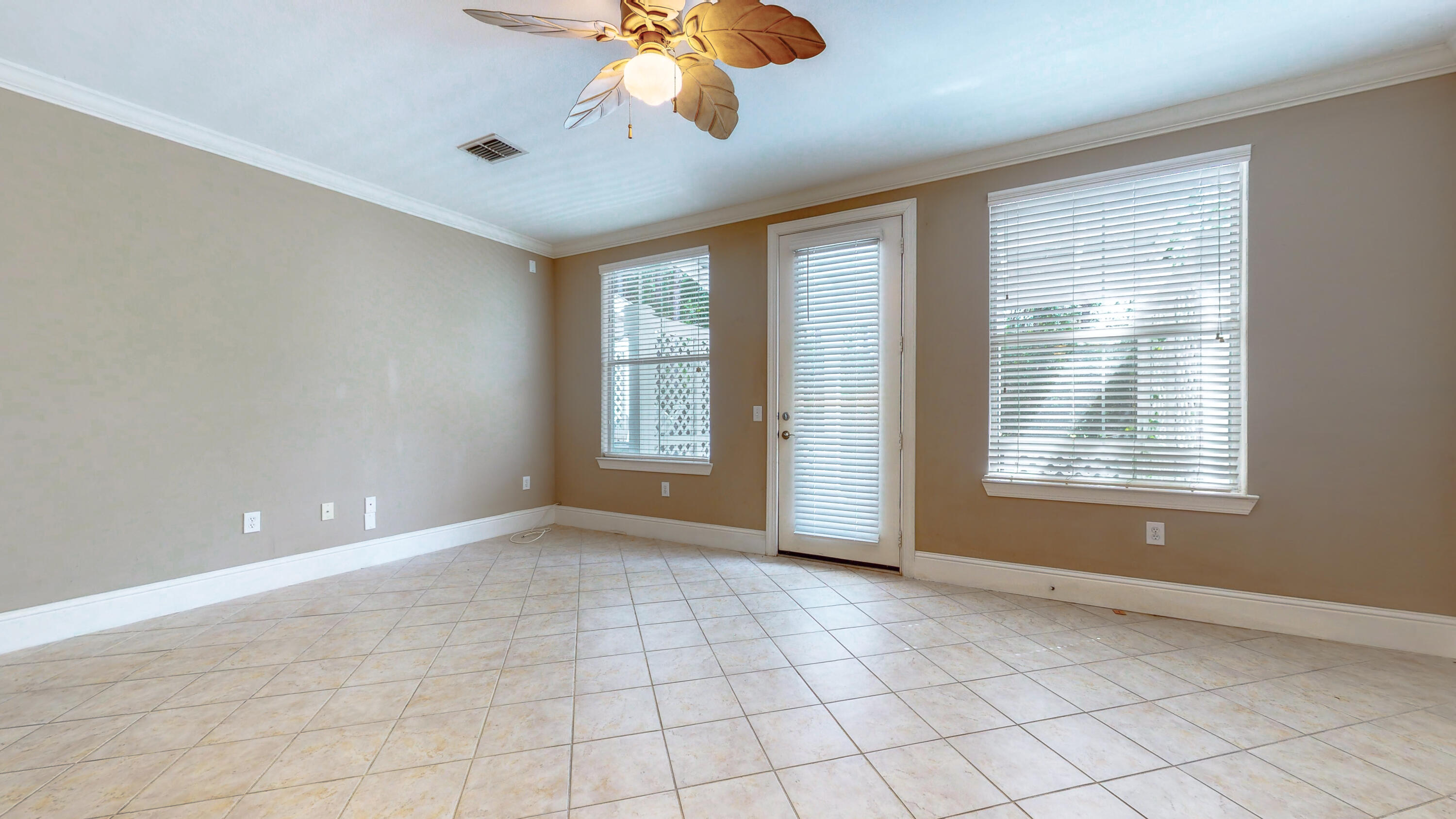 EAGLE BAY - Residential