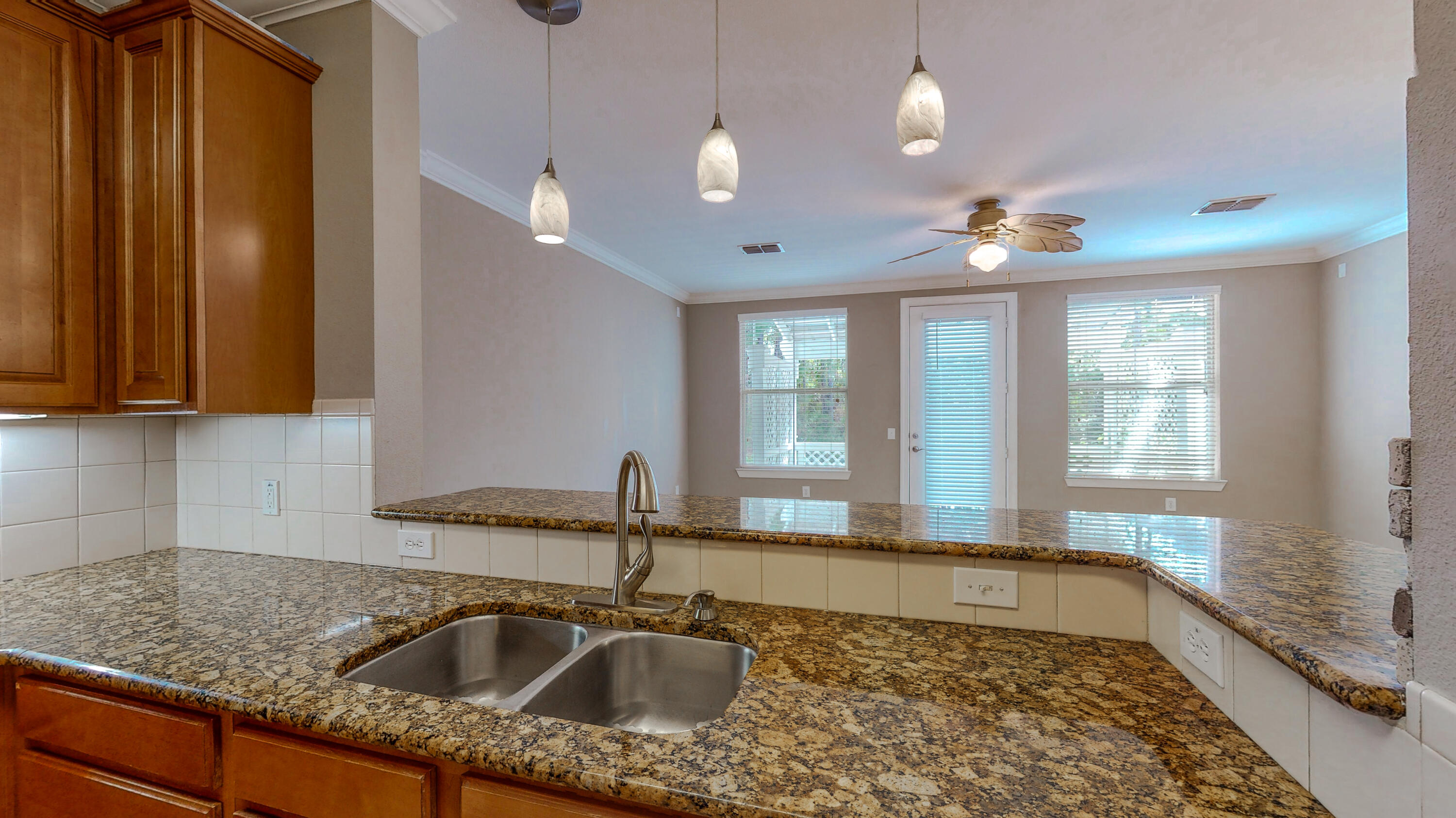 EAGLE BAY - Residential