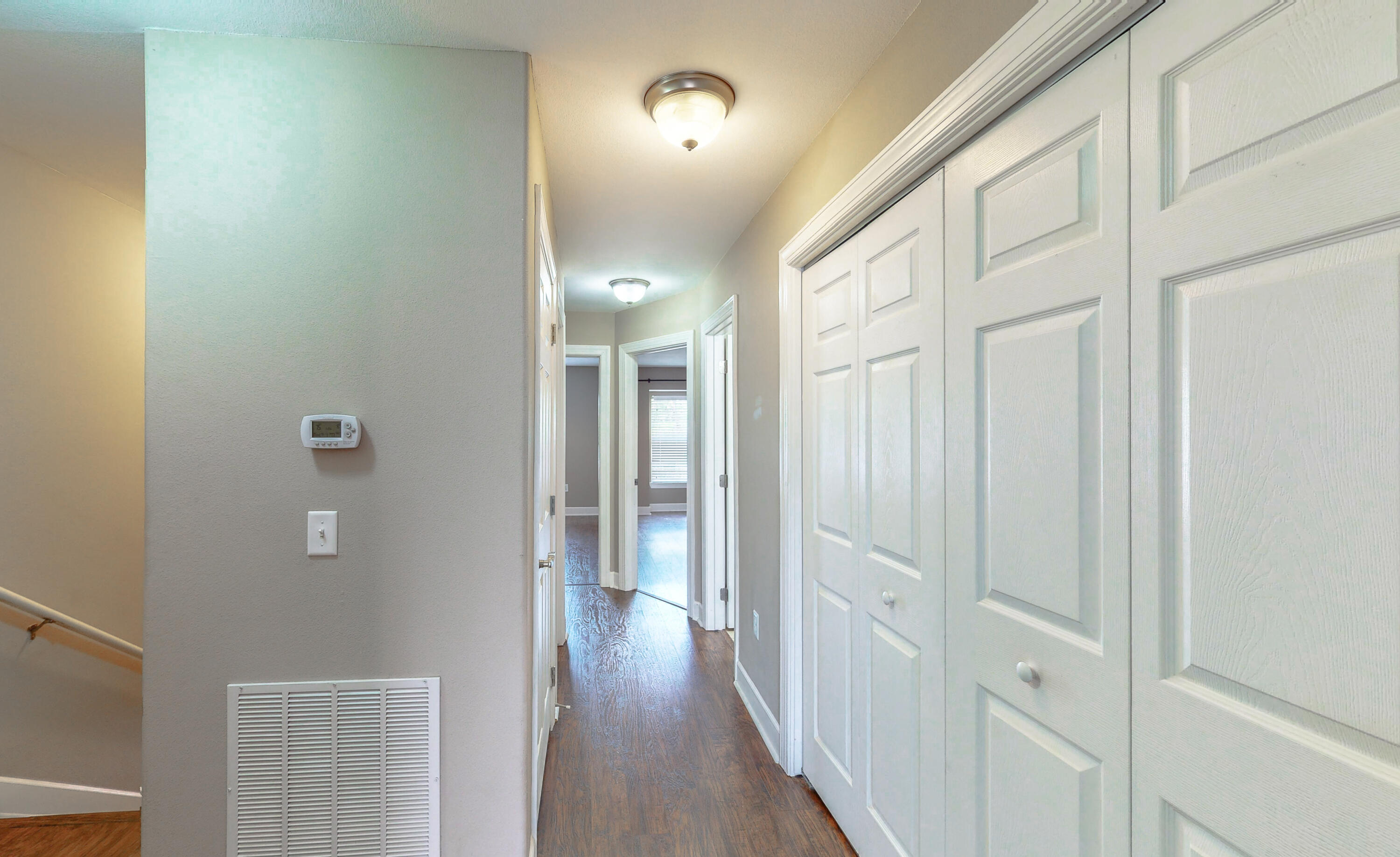 EAGLE BAY - Residential