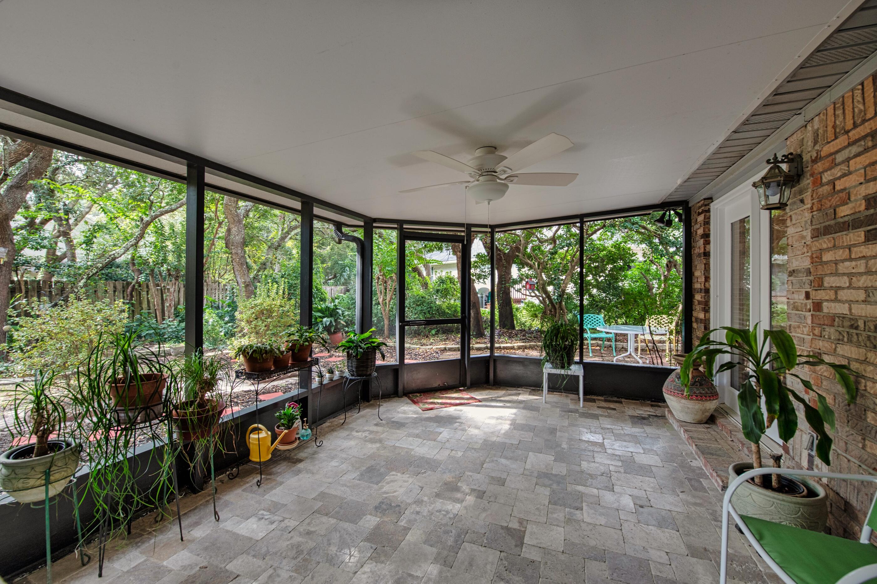 LAKE POINTE - Residential