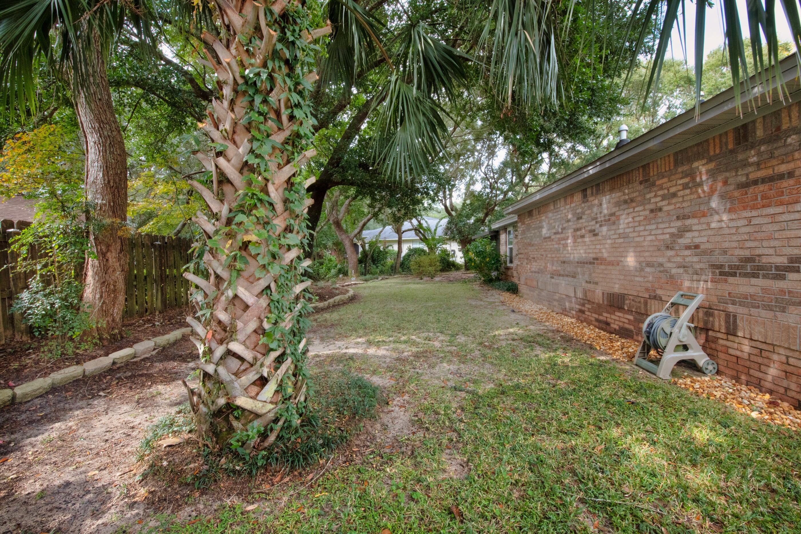 LAKE POINTE - Residential
