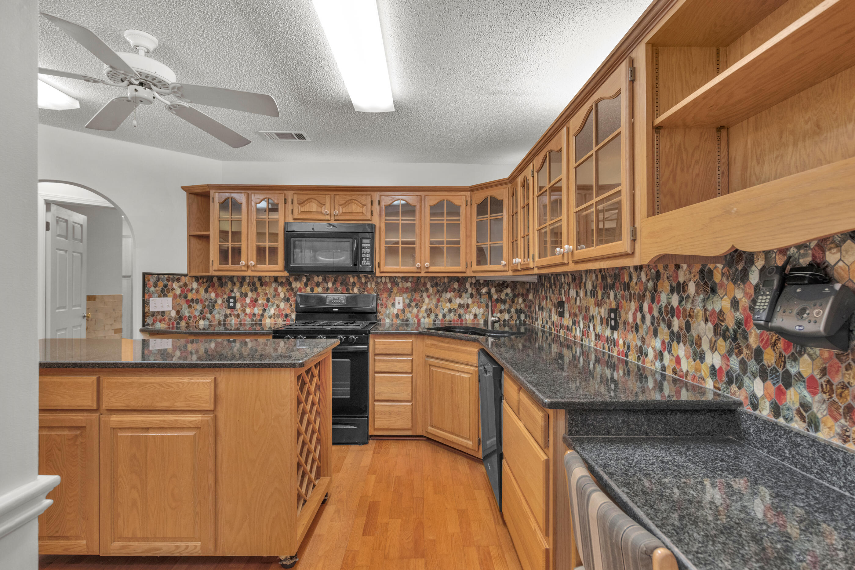 LAKE POINTE - Residential