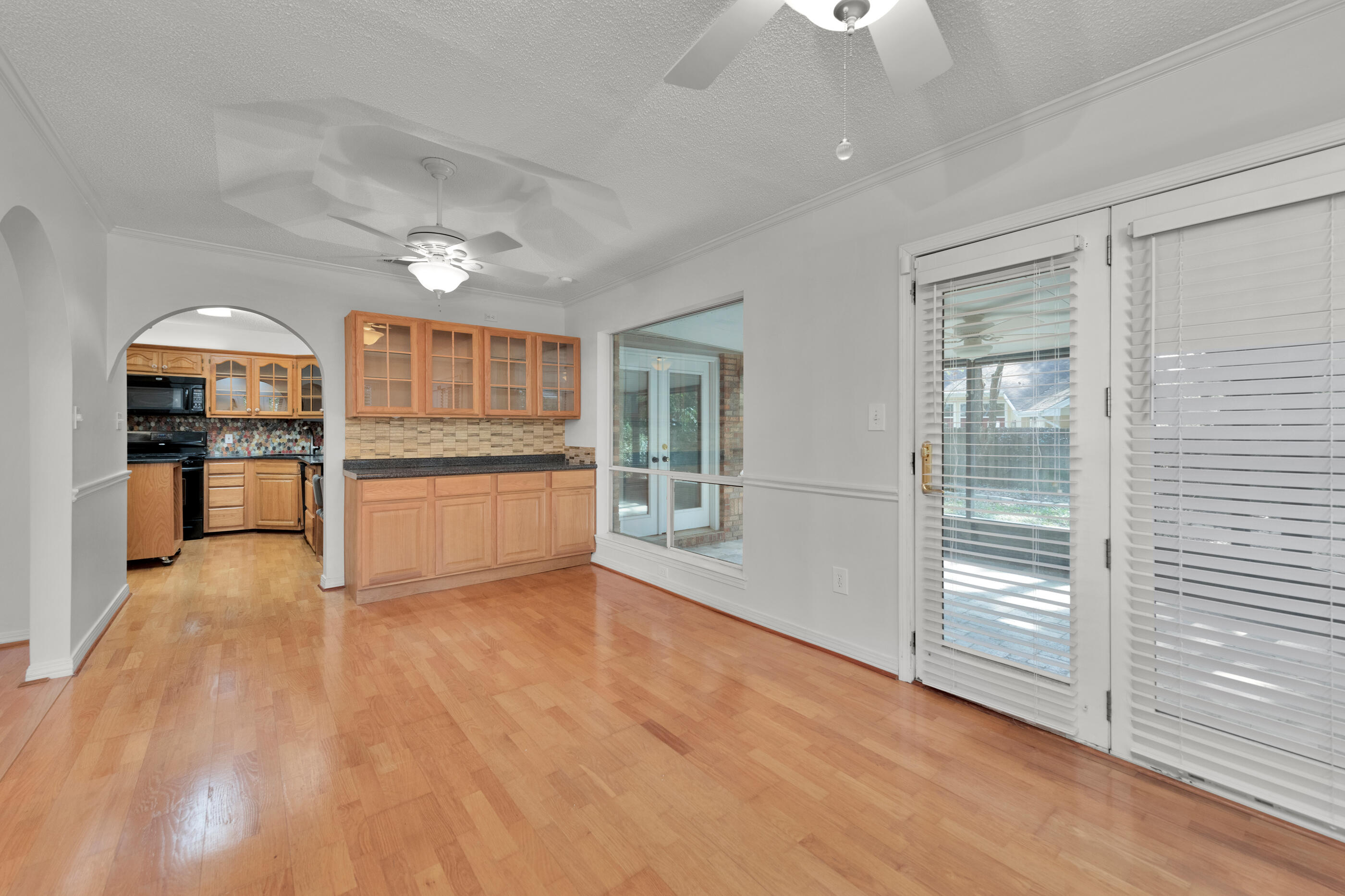 LAKE POINTE - Residential