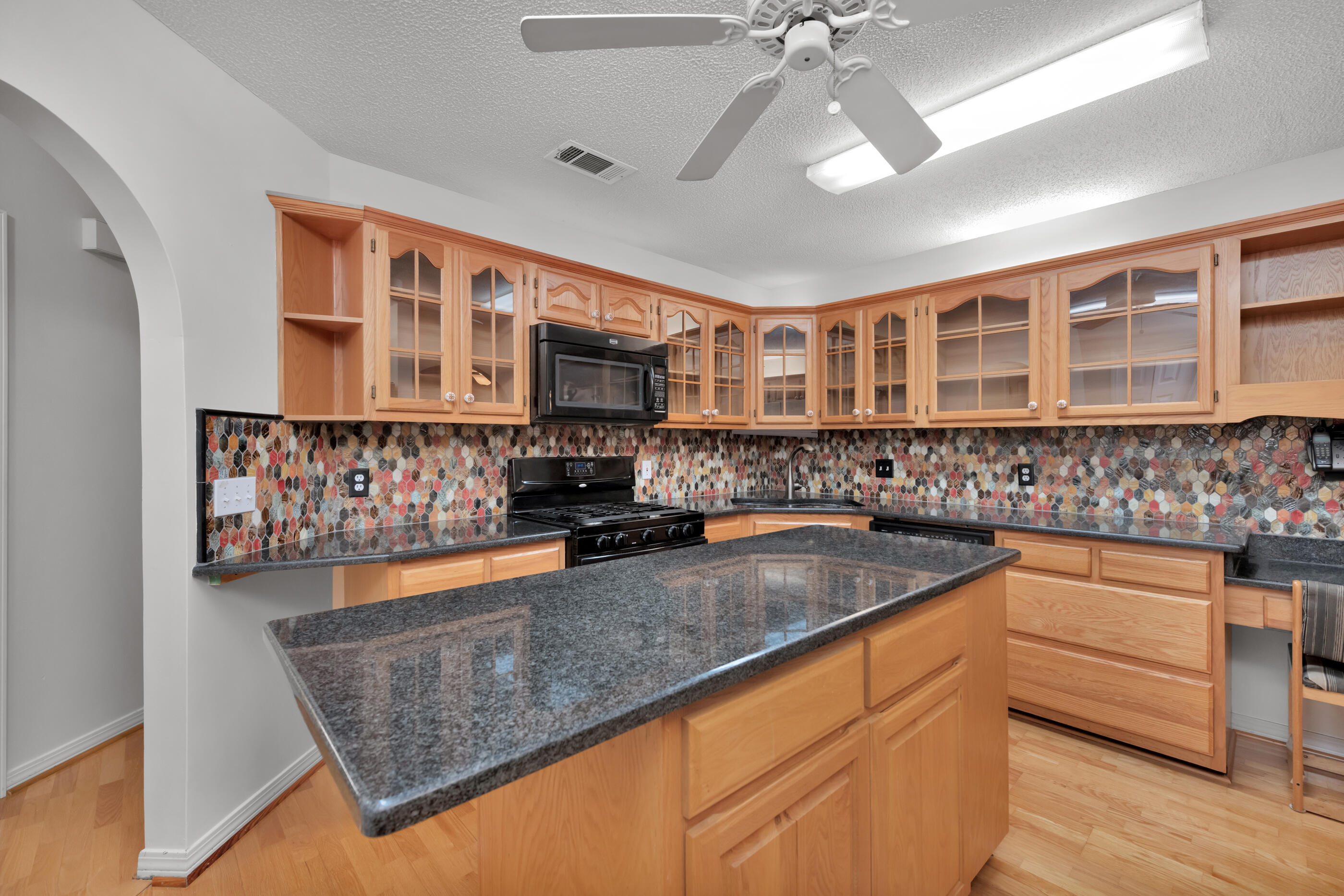 LAKE POINTE - Residential