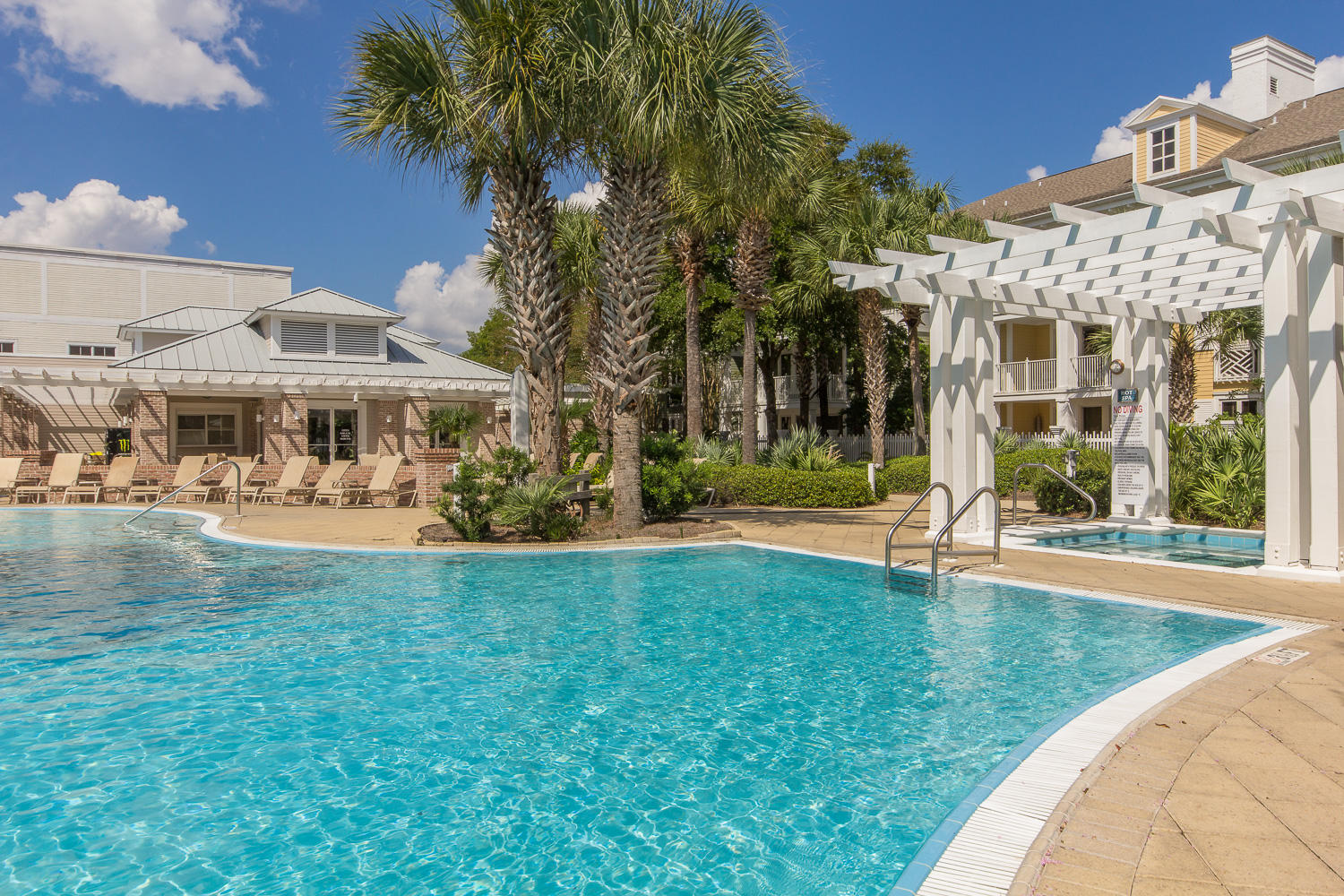 MARKET STREET INN - Residential Lease