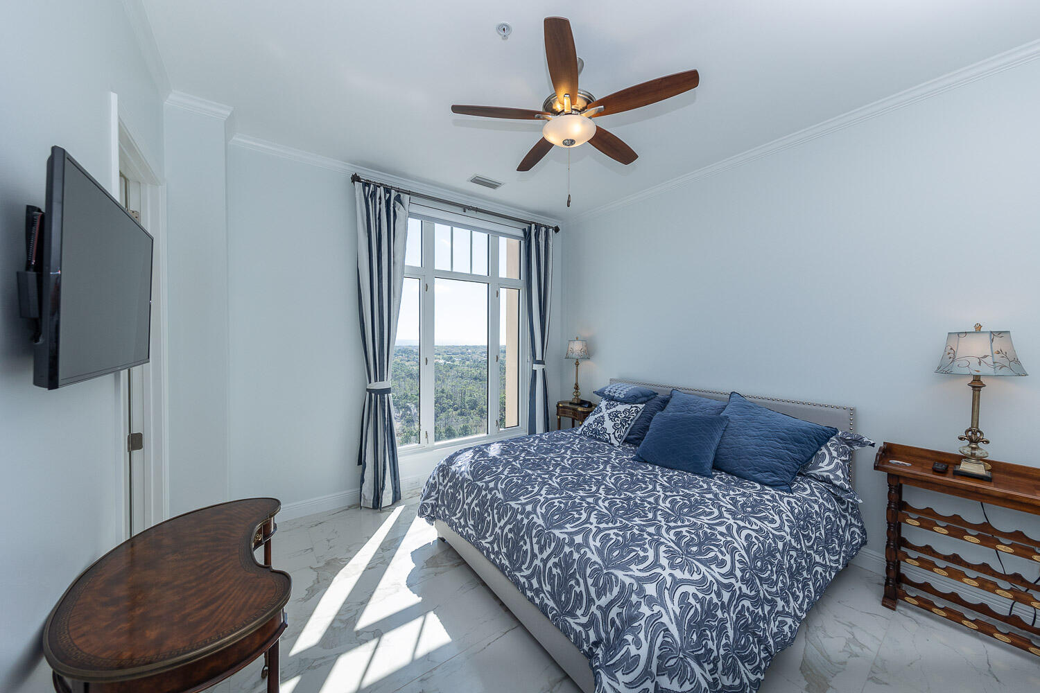 ONE WATER PLACE AT KELLY PLANTATION - Residential