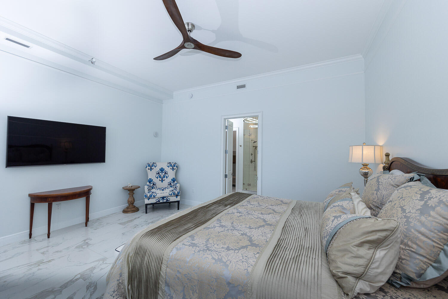 ONE WATER PLACE AT KELLY PLANTATION - Residential