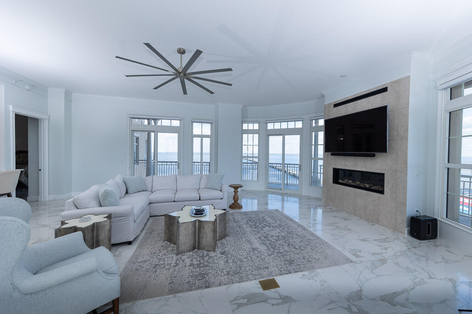 ONE WATER PLACE AT KELLY PLANTATION - Residential