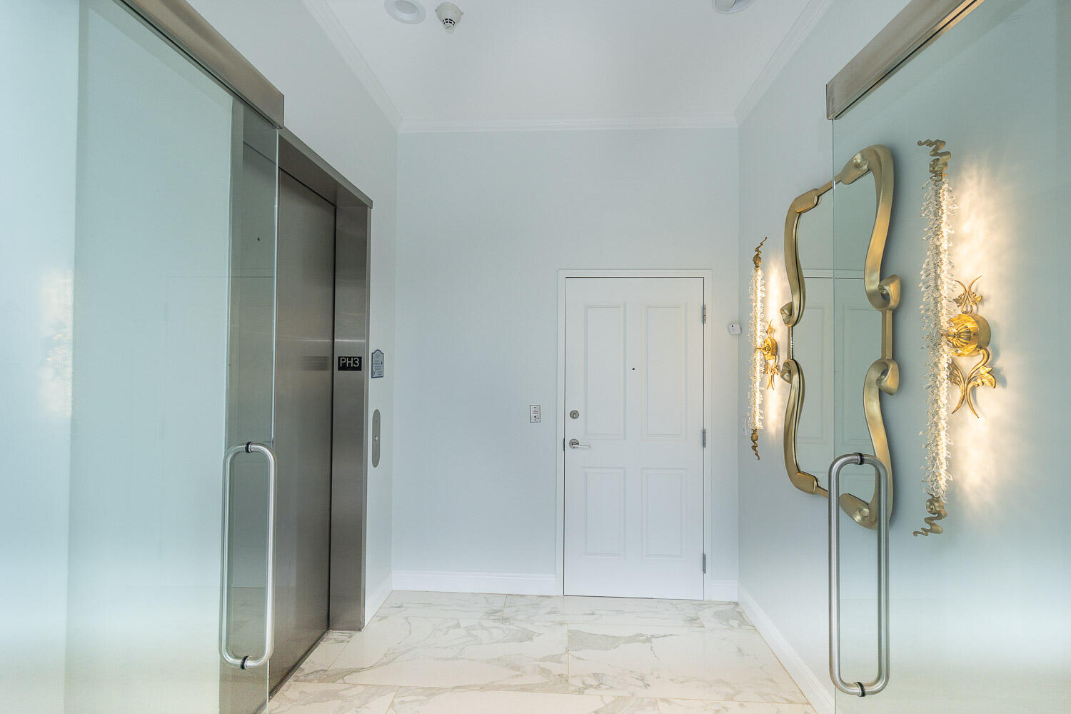 ONE WATER PLACE AT KELLY PLANTATION - Residential