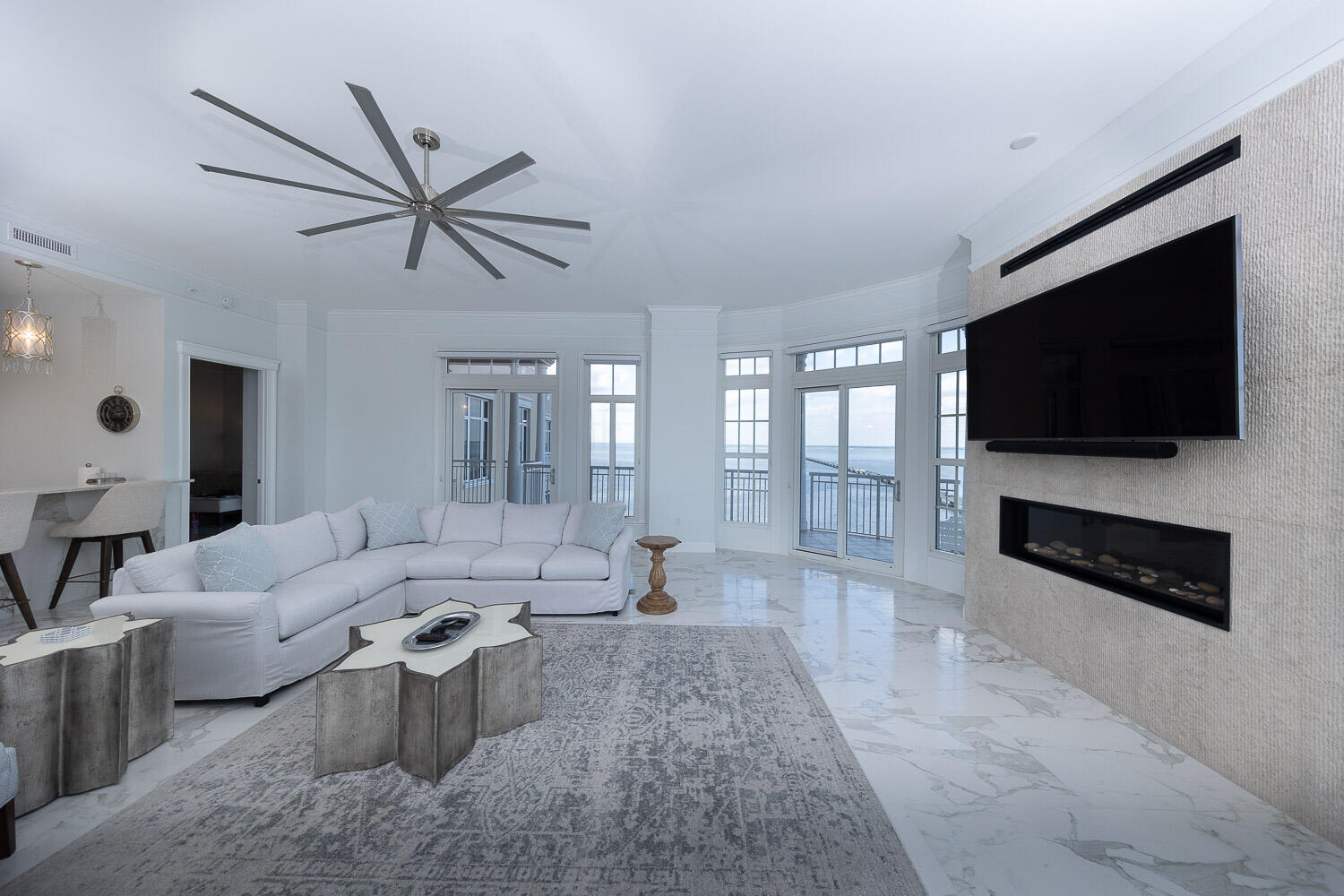 ONE WATER PLACE AT KELLY PLANTATION - Residential