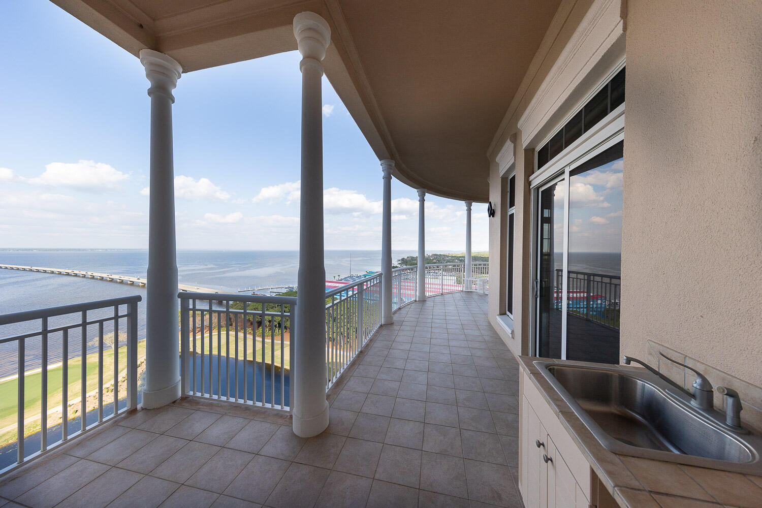 ONE WATER PLACE AT KELLY PLANTATION - Residential