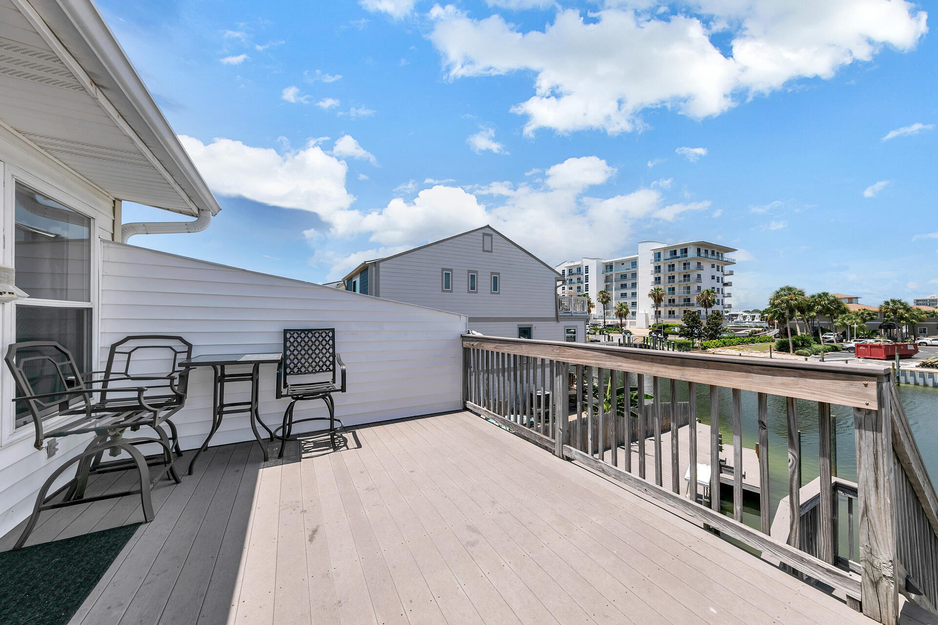 Sand Dollar T/H - Residential