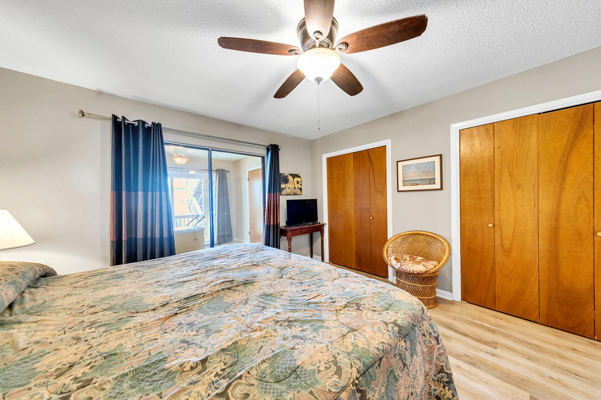 Sand Dollar T/H - Residential