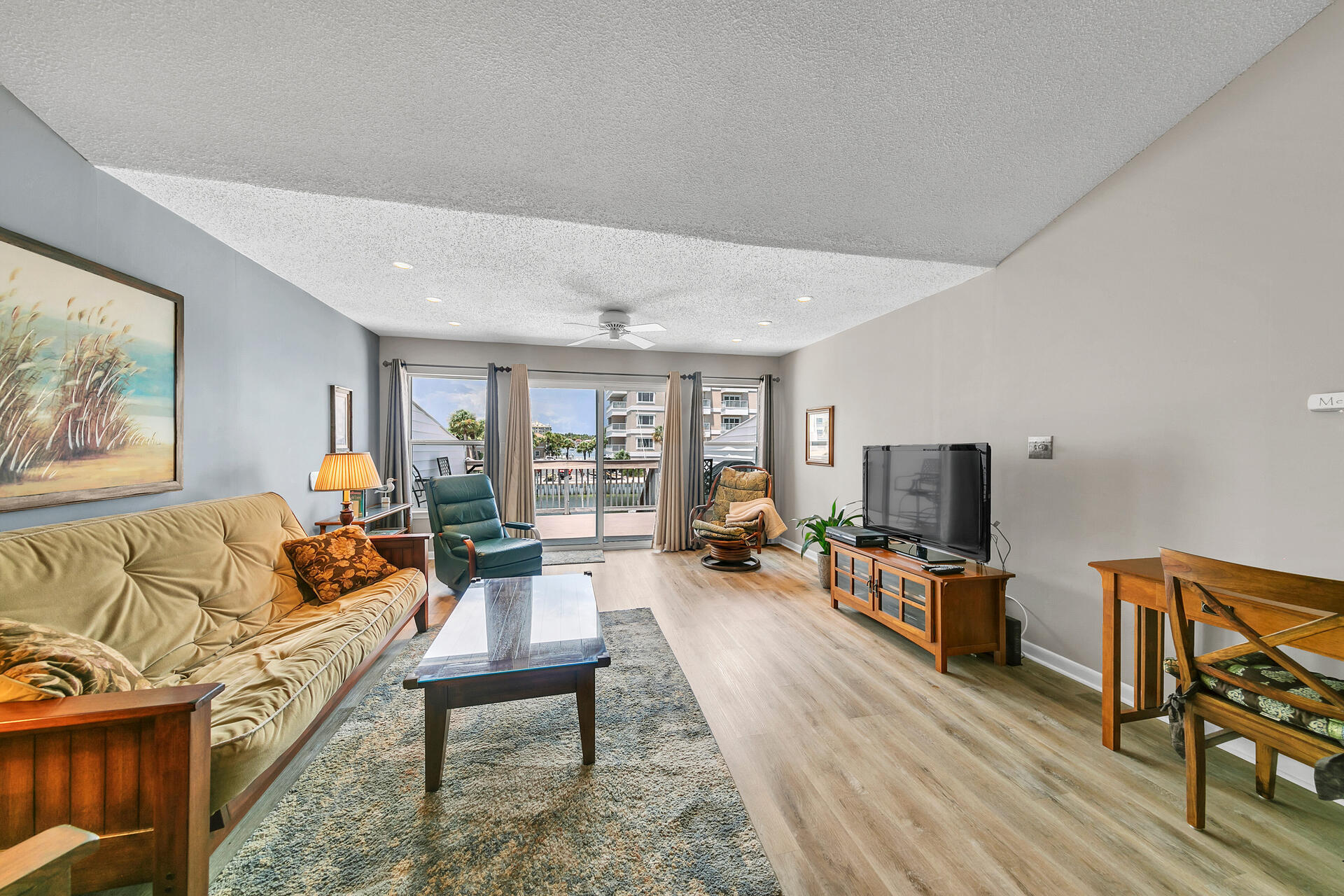 Sand Dollar T/H - Residential