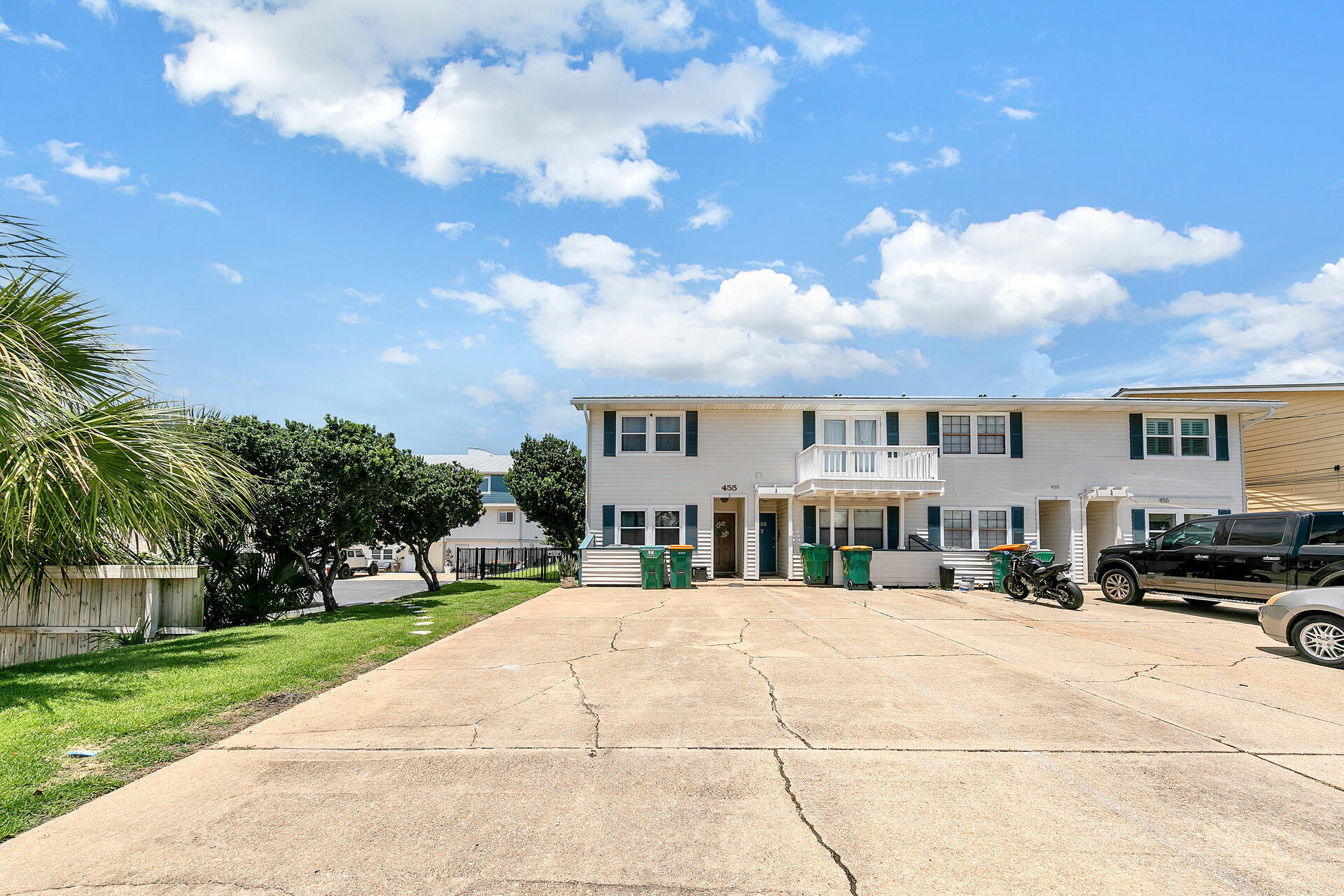 Sand Dollar T/H - Residential