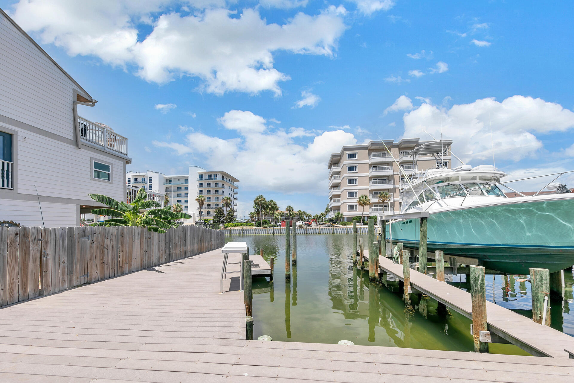 Sand Dollar T/H - Residential