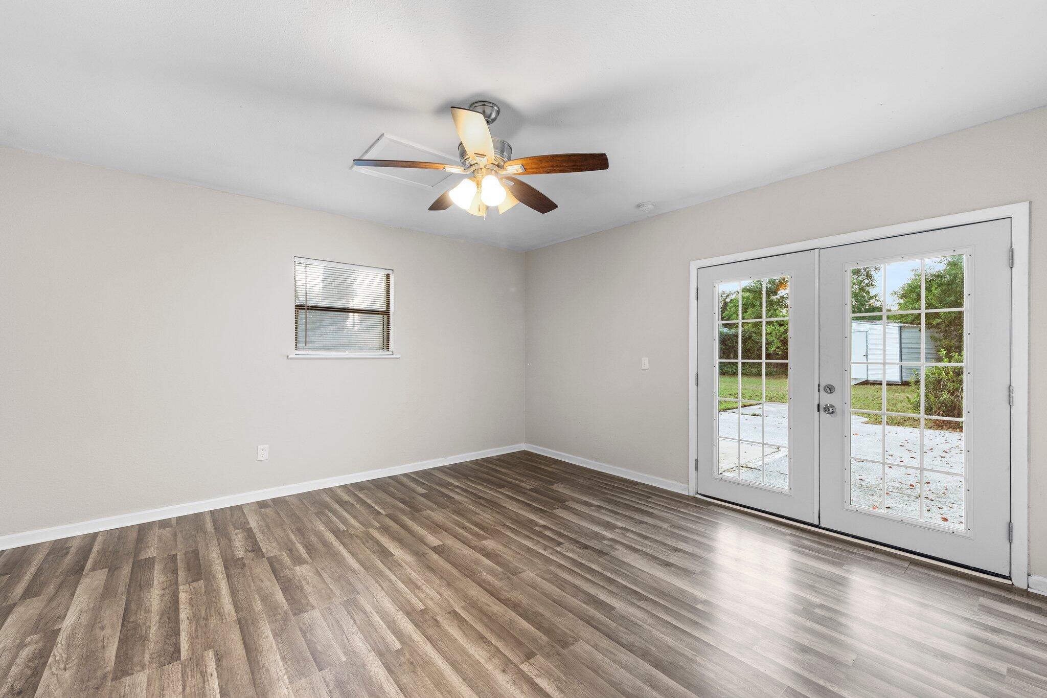 GRAHAM N Z - Residential