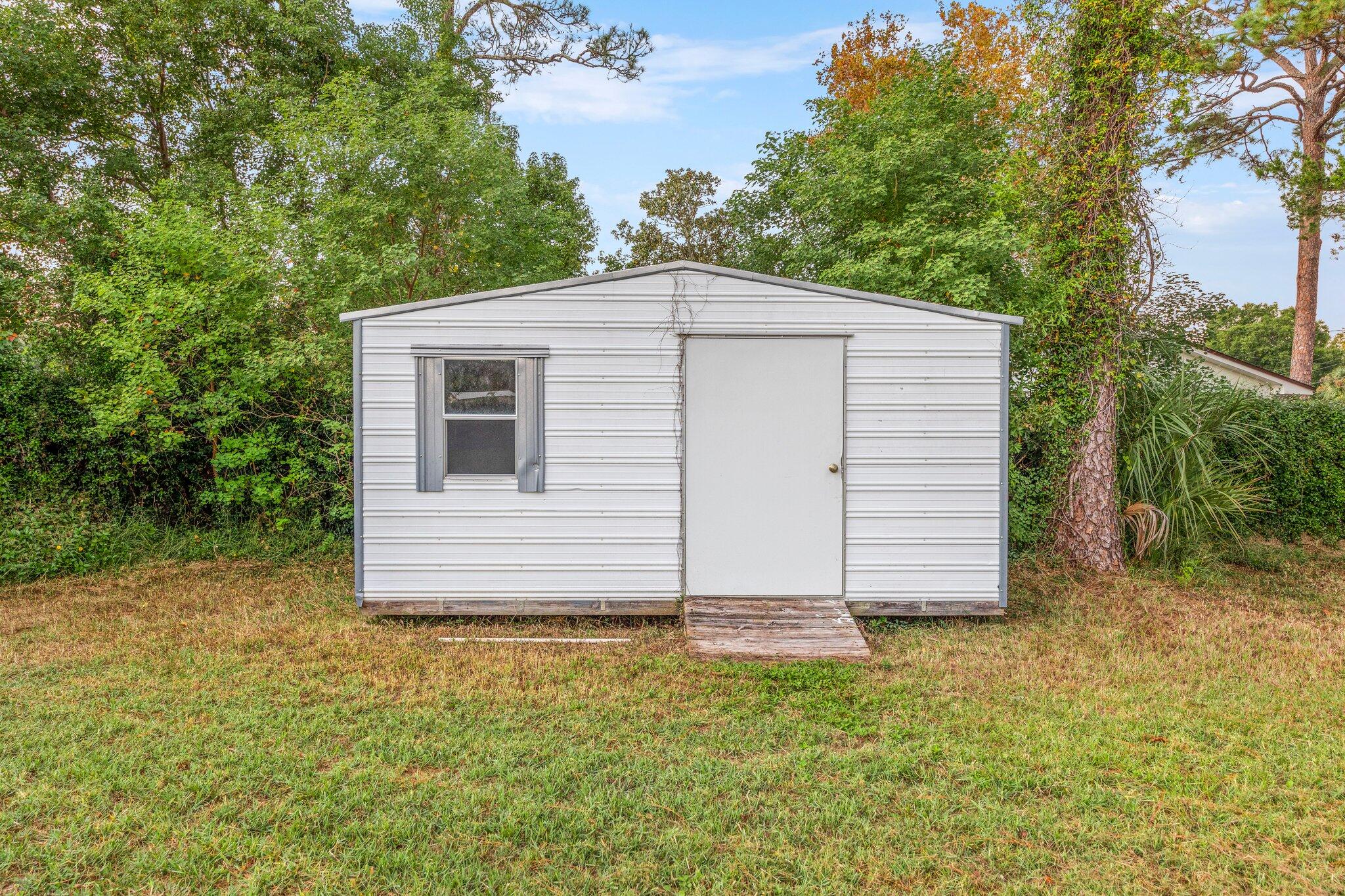 GRAHAM N Z - Residential