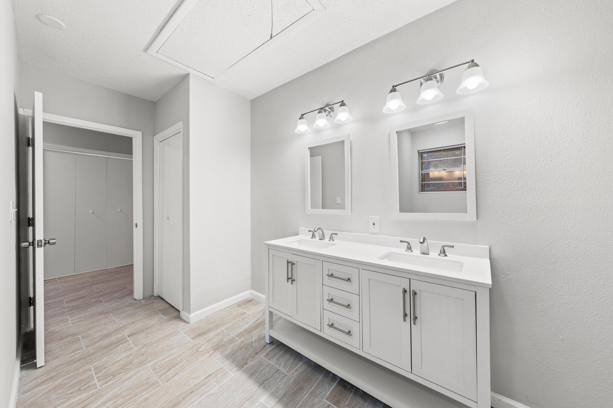 GRAHAM N Z - Residential