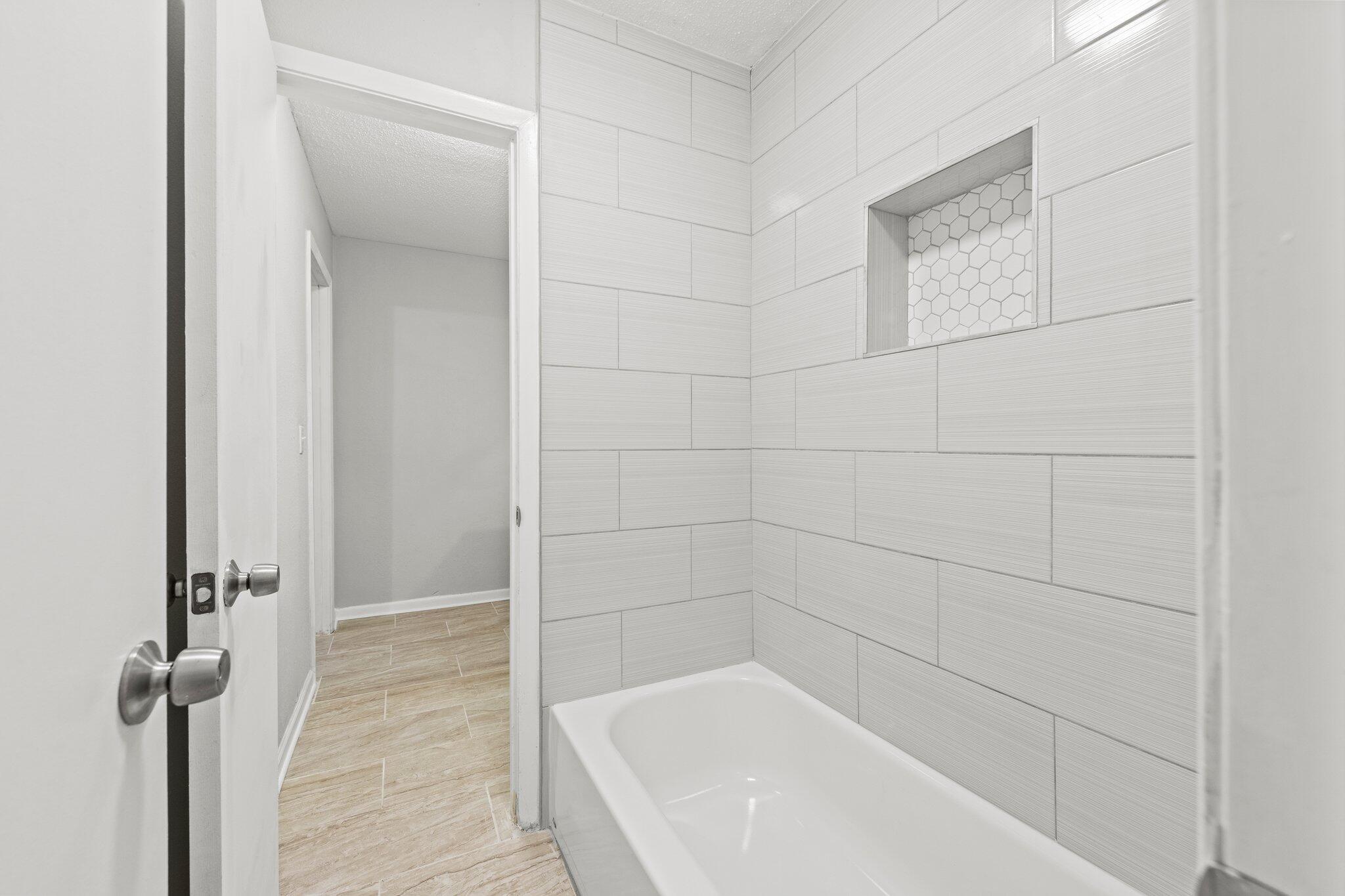 GRAHAM N Z - Residential