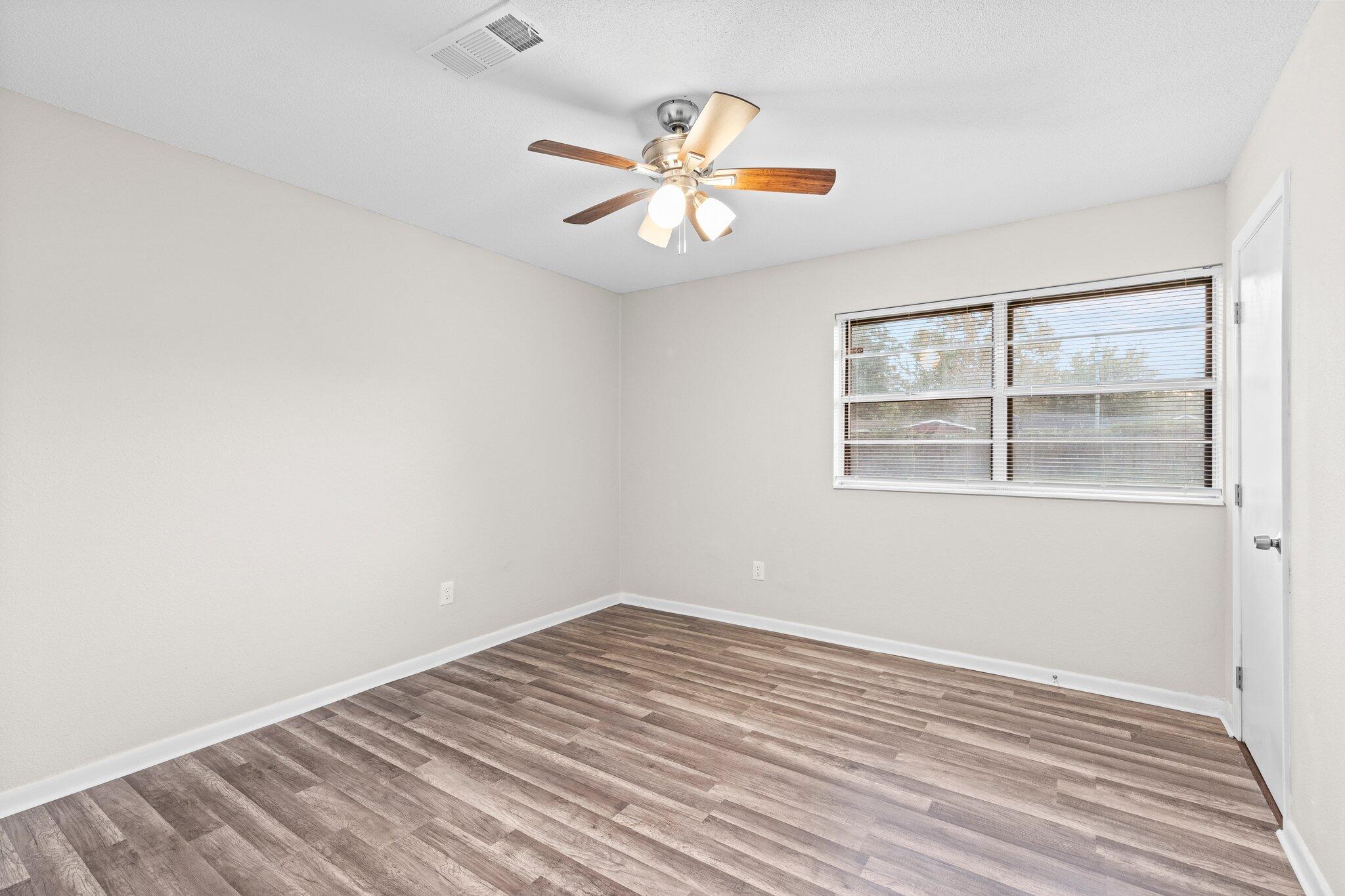 GRAHAM N Z - Residential