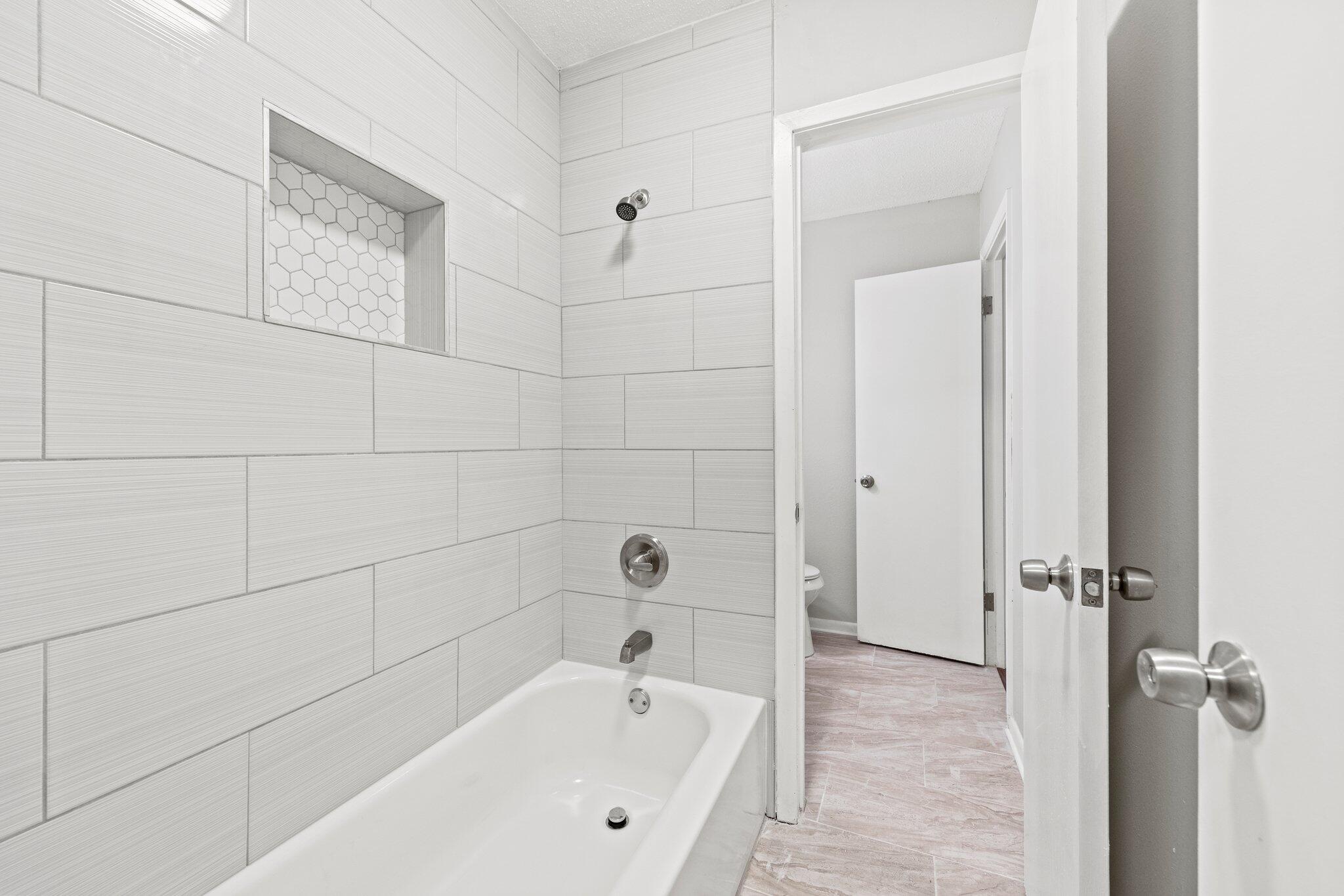 GRAHAM N Z - Residential