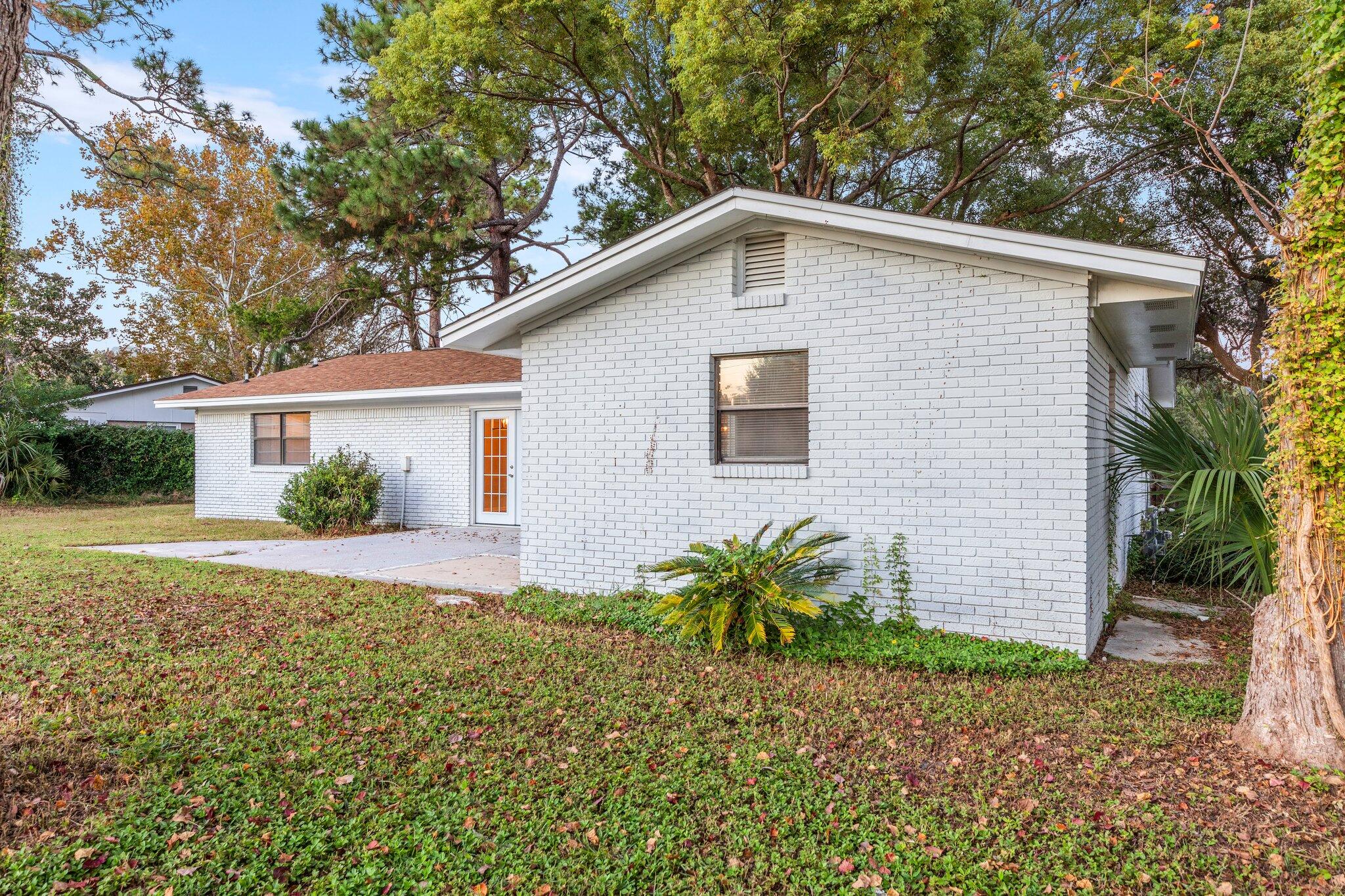 GRAHAM N Z - Residential