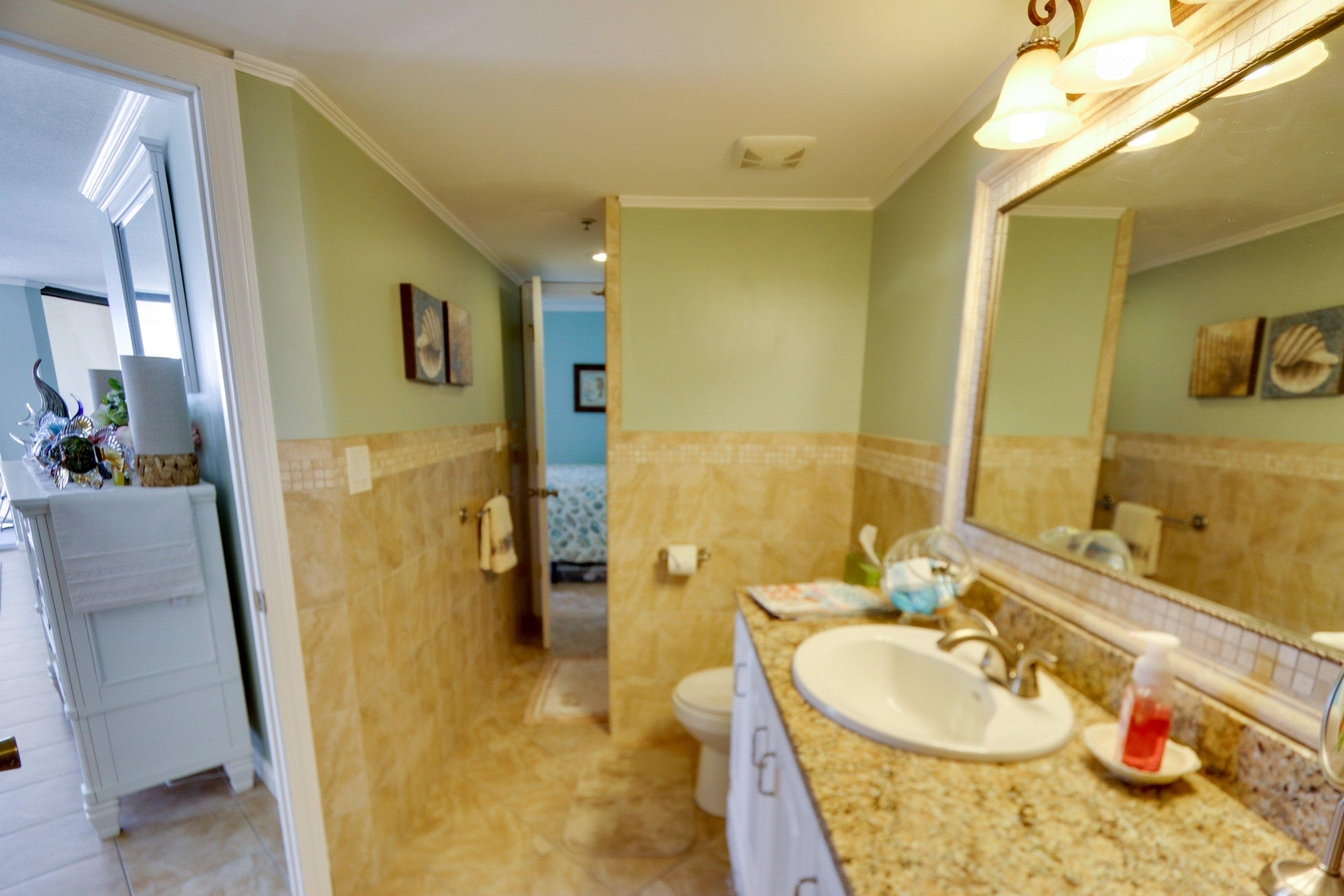 SUNBIRD CONDO - Residential