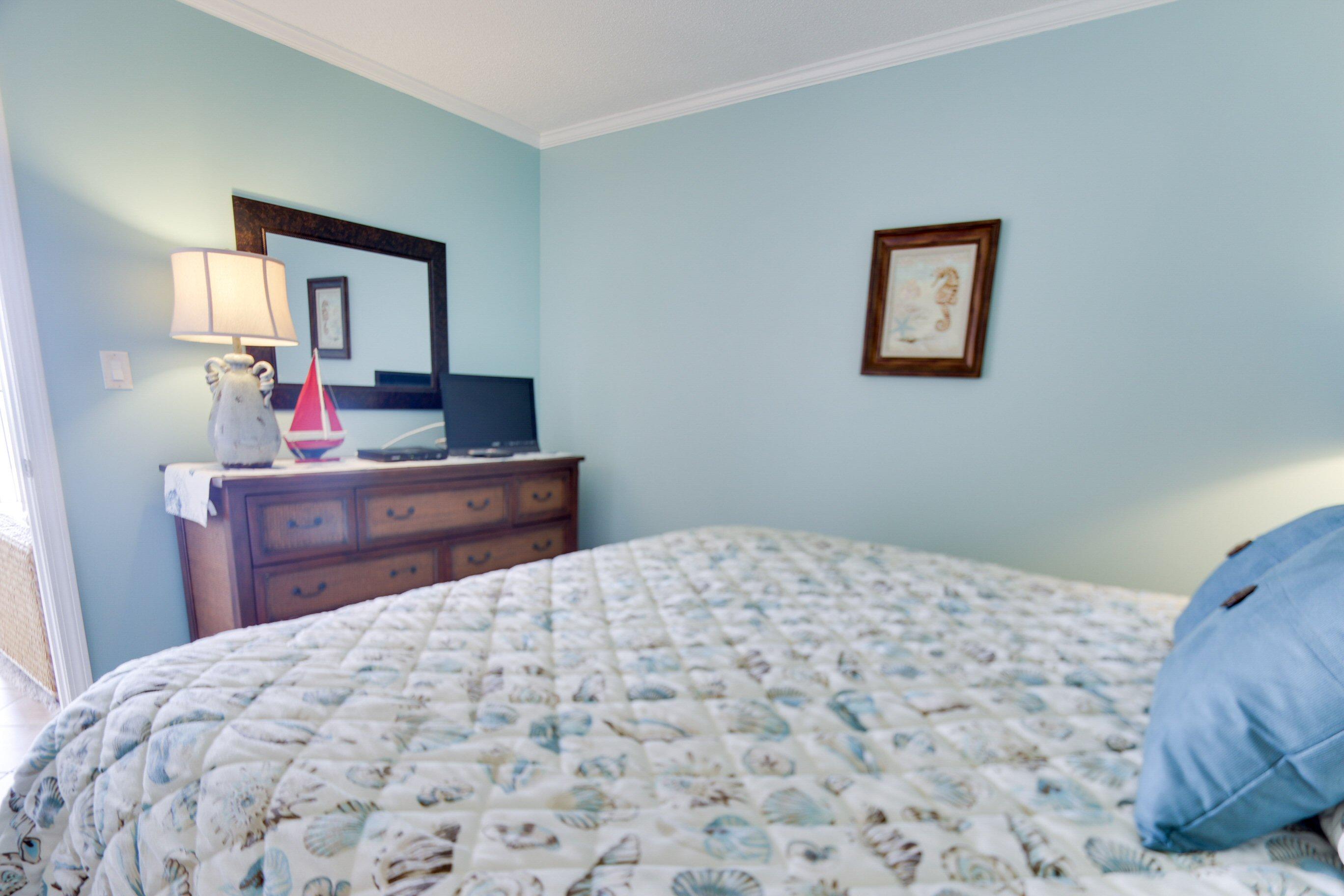 SUNBIRD CONDO - Residential