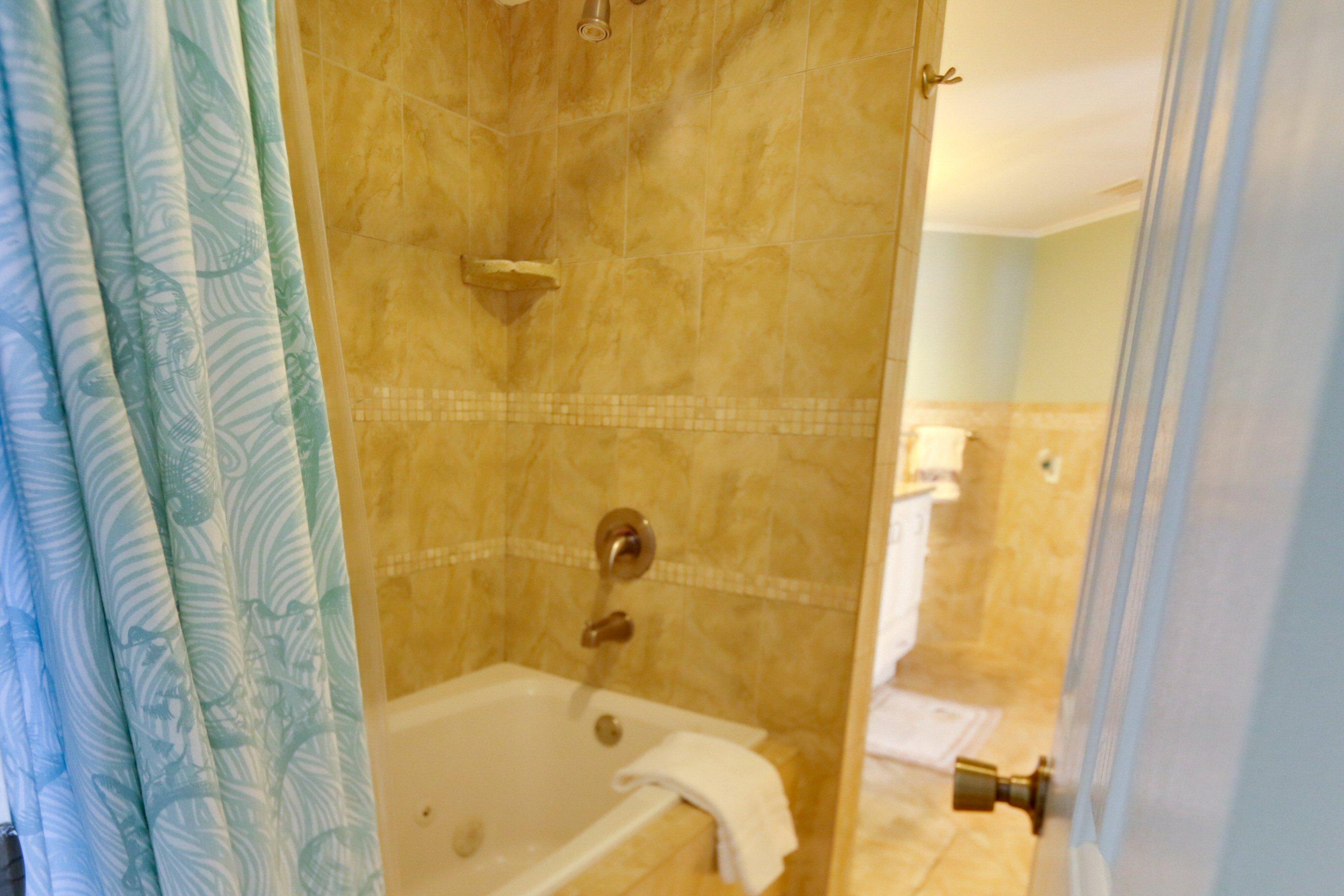 SUNBIRD CONDO - Residential