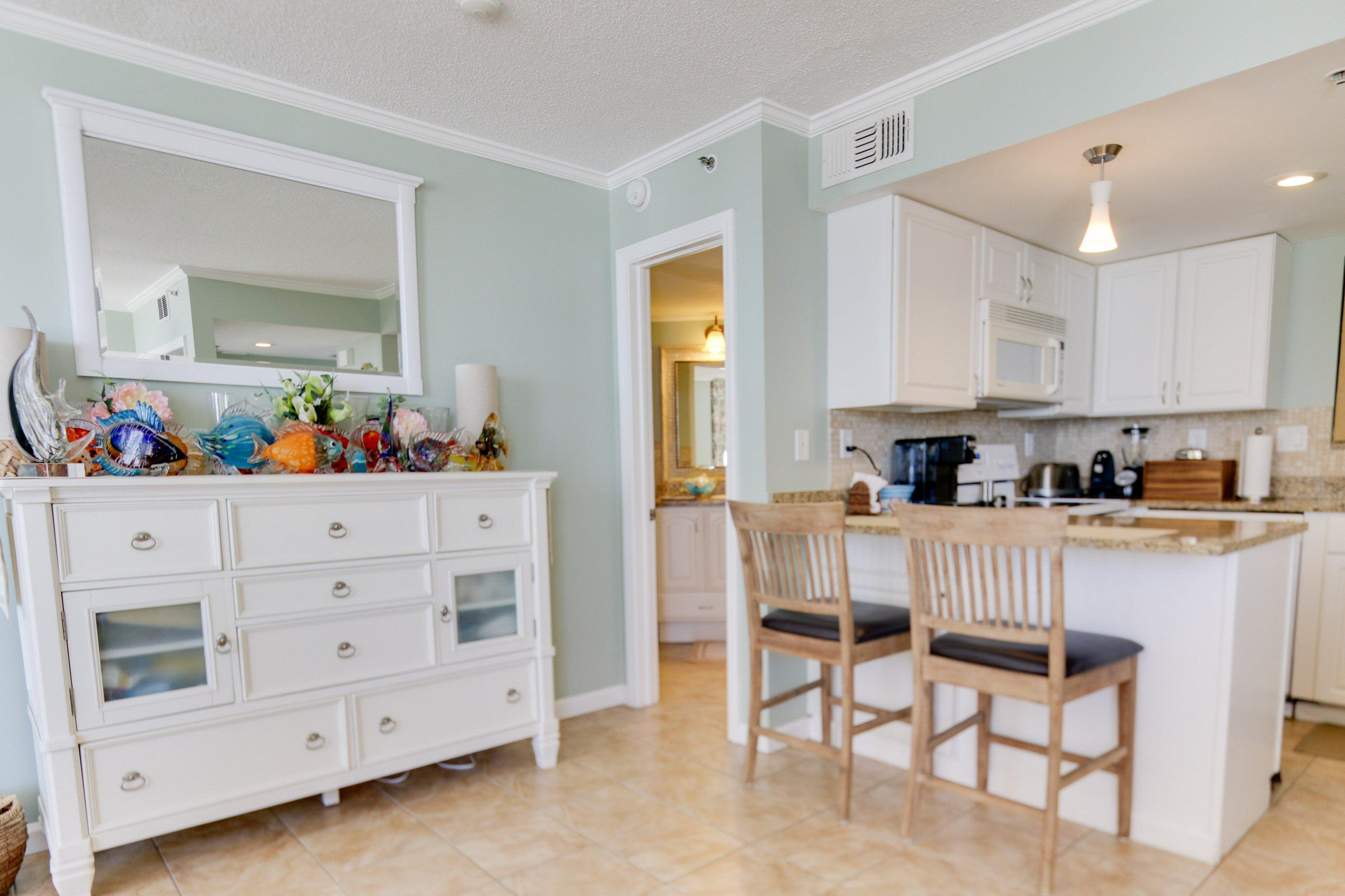 SUNBIRD CONDO - Residential