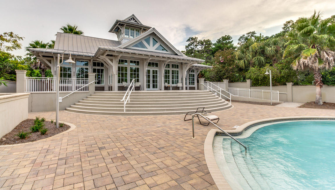 GRAND POINTE - Residential