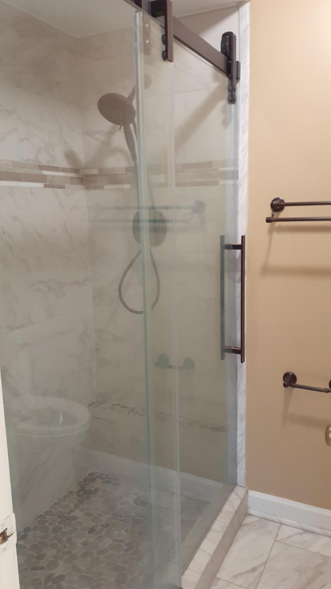 LAKESIDE CONDO AT BLUEWATER BAY - Residential