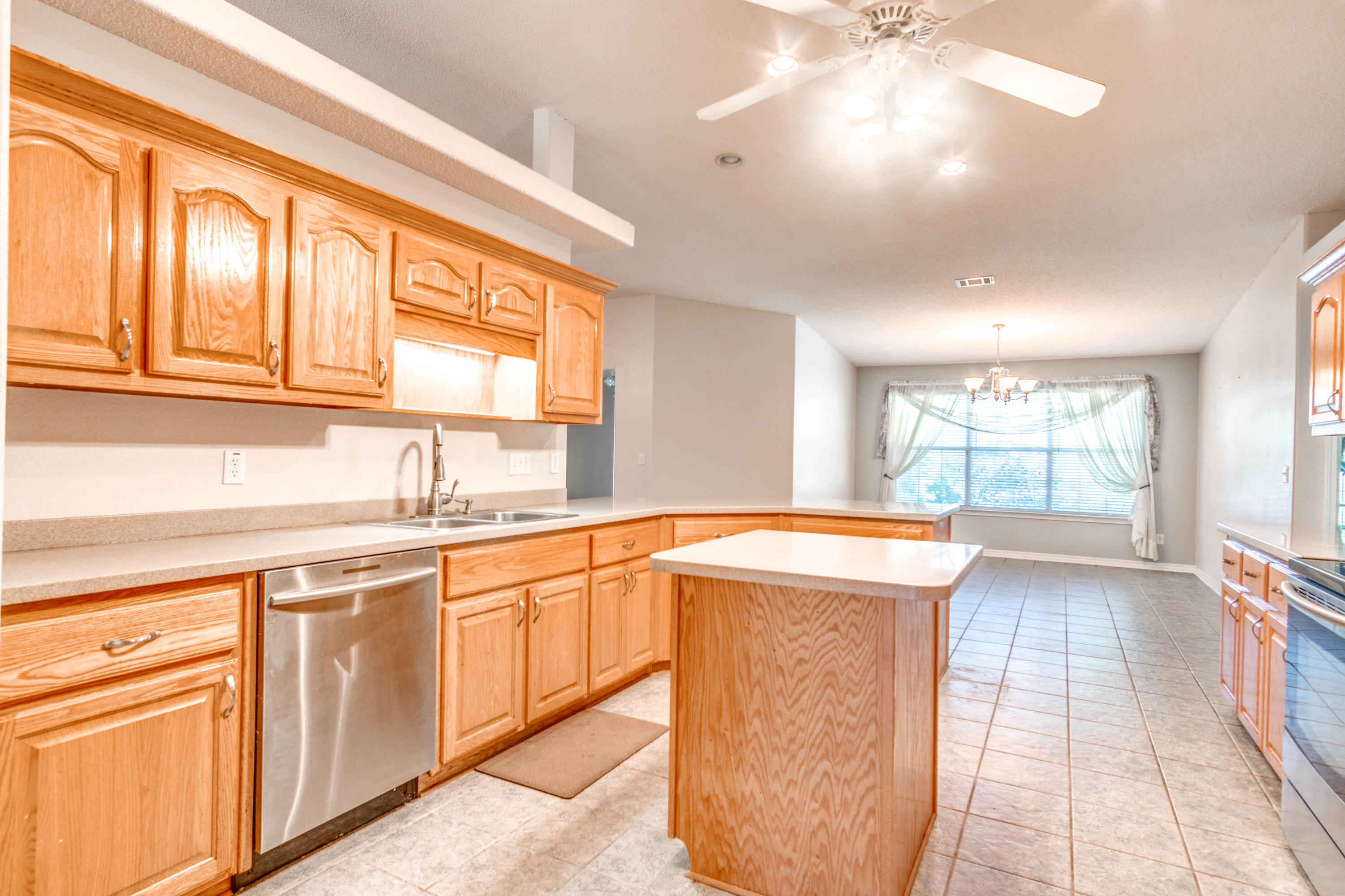 HOLLEY BY THE SEA - Residential