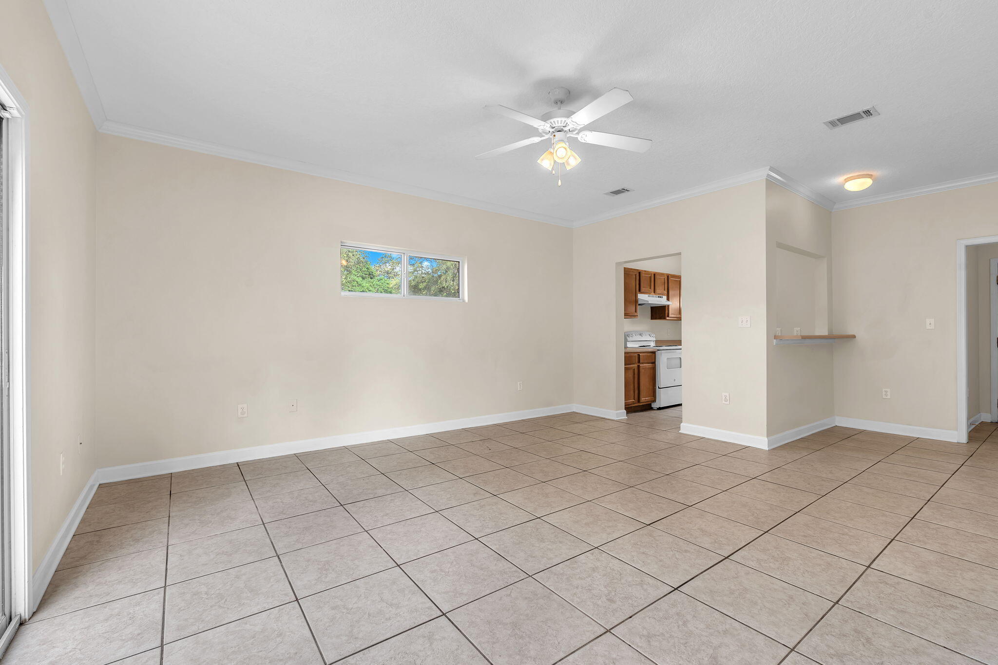 MIRANDA APARTMENTS - Residential Lease