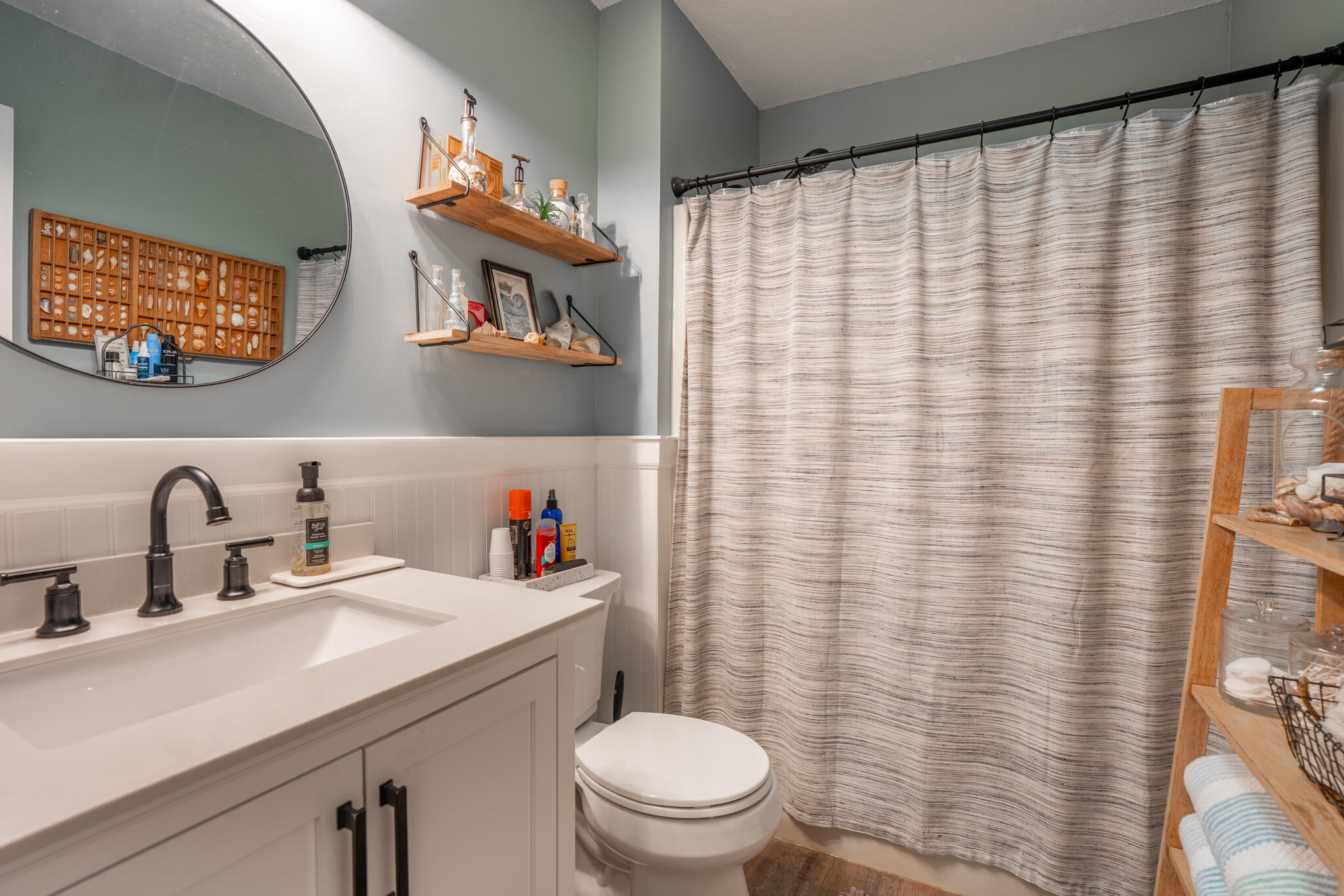 CHATEAU PRES DE LA MER LOT 22 BLK A - Residential