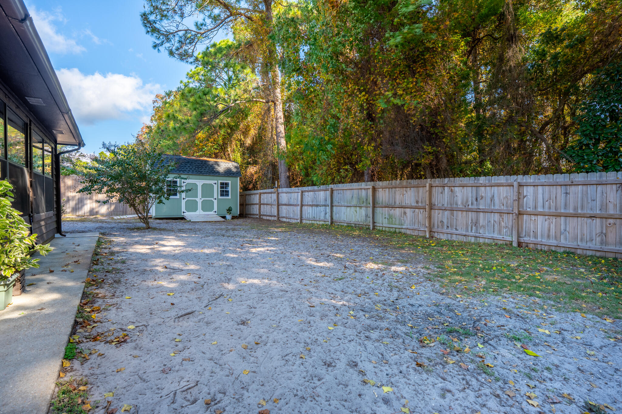 CHATEAU PRES DE LA MER LOT 22 BLK A - Residential