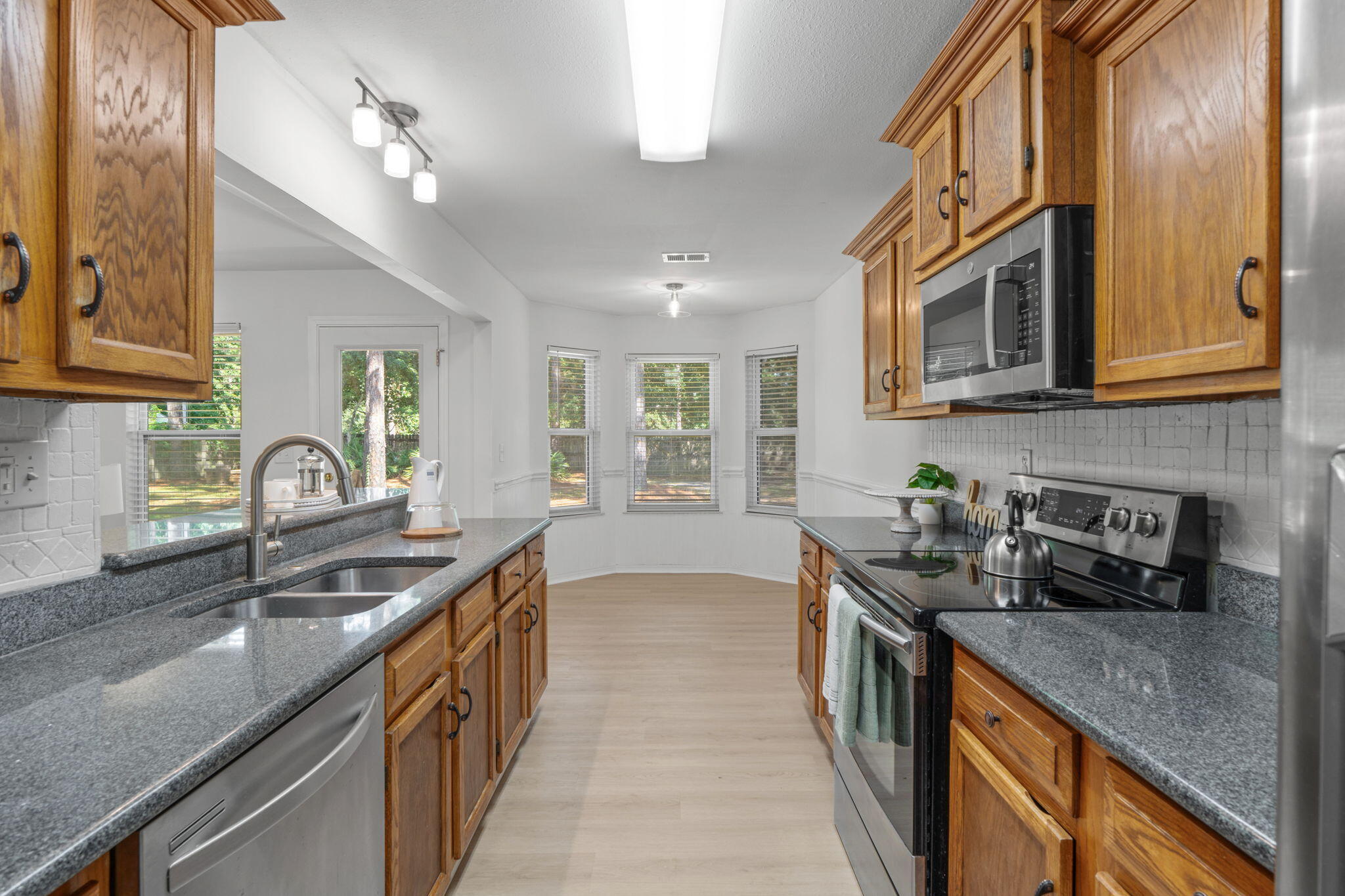 RAINTREE ESTATES #2 - Residential