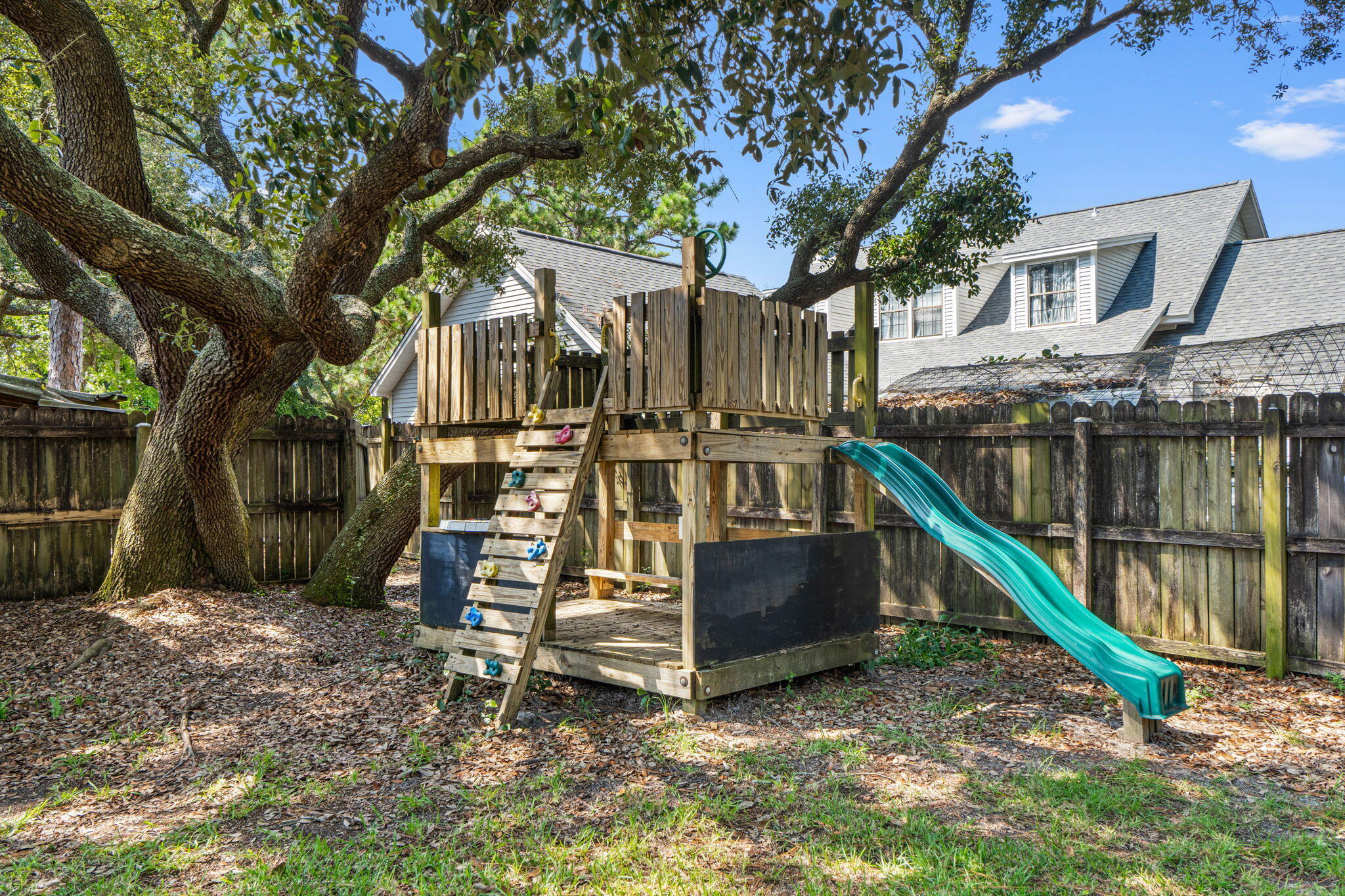 RAINTREE ESTATES #2 - Residential