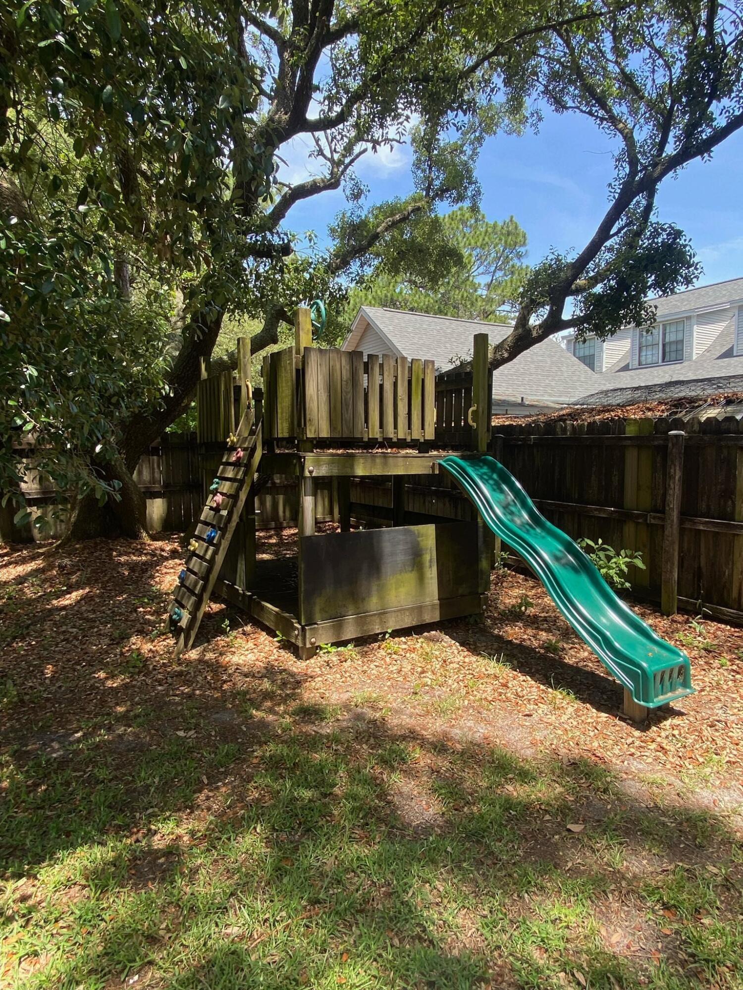 RAINTREE ESTATES #2 - Residential