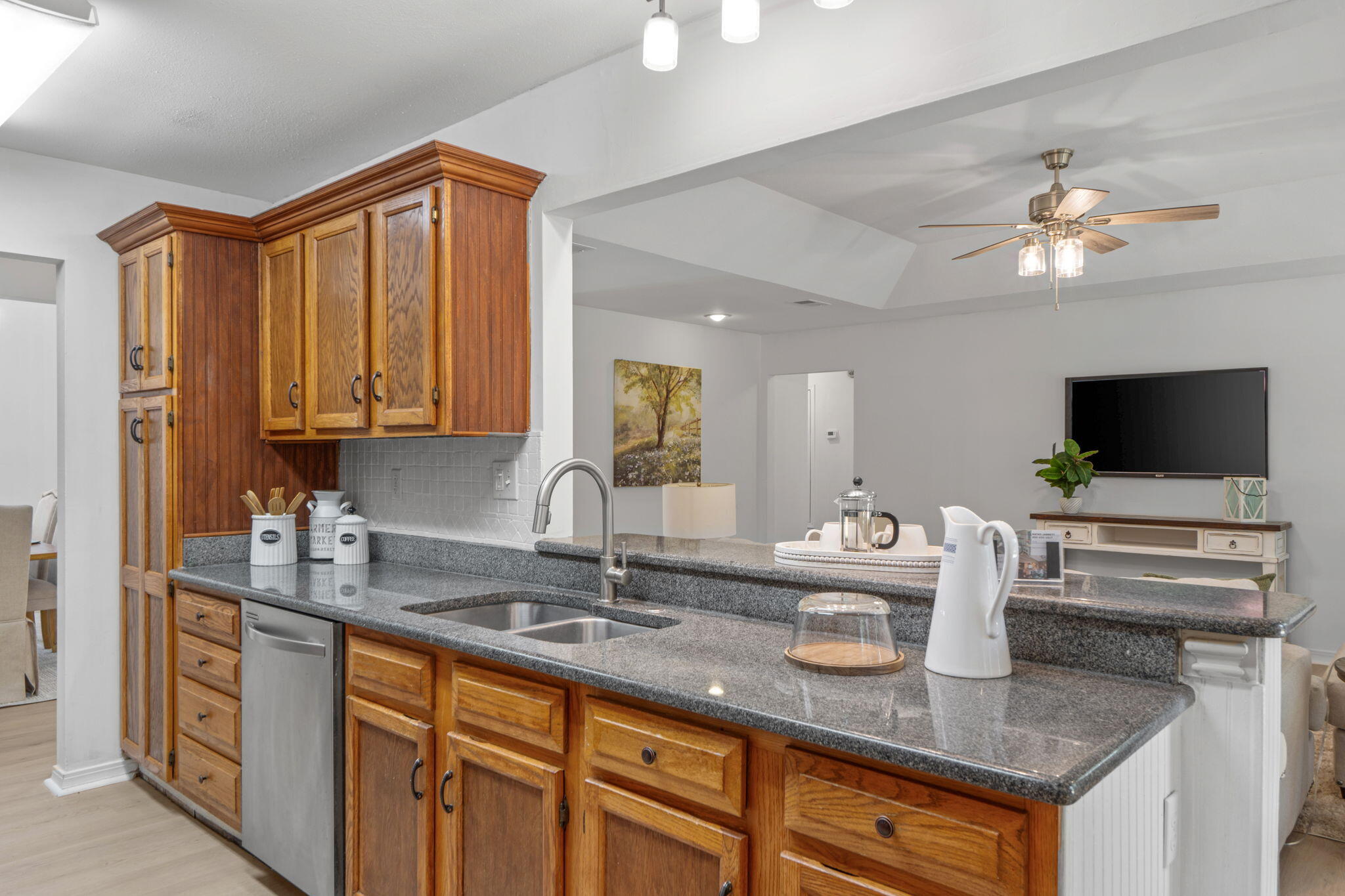 RAINTREE ESTATES #2 - Residential