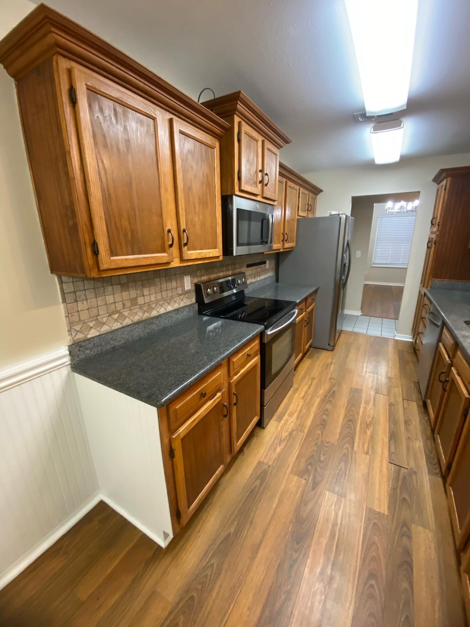 RAINTREE ESTATES #2 - Residential