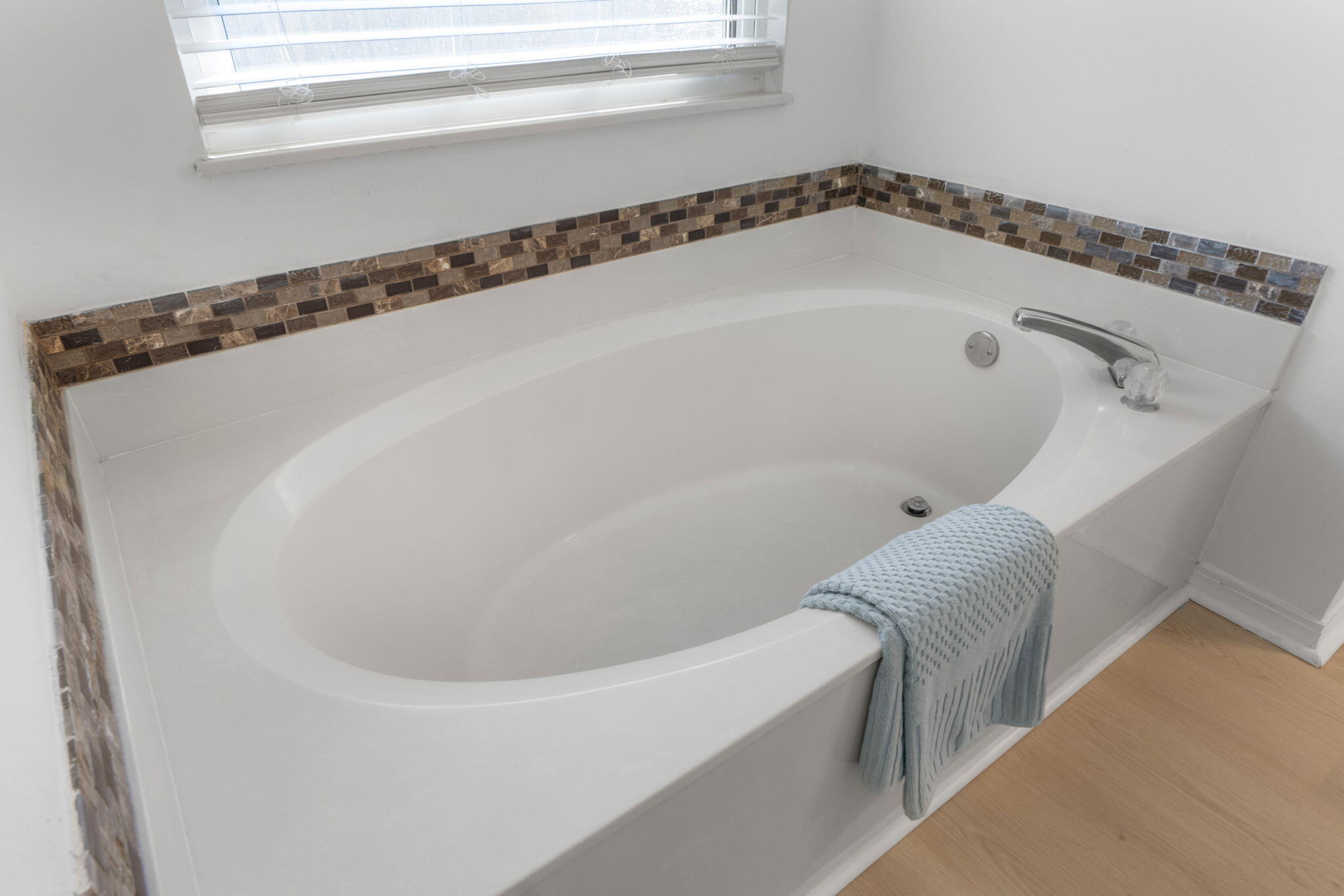 RAINTREE ESTATES #2 - Residential