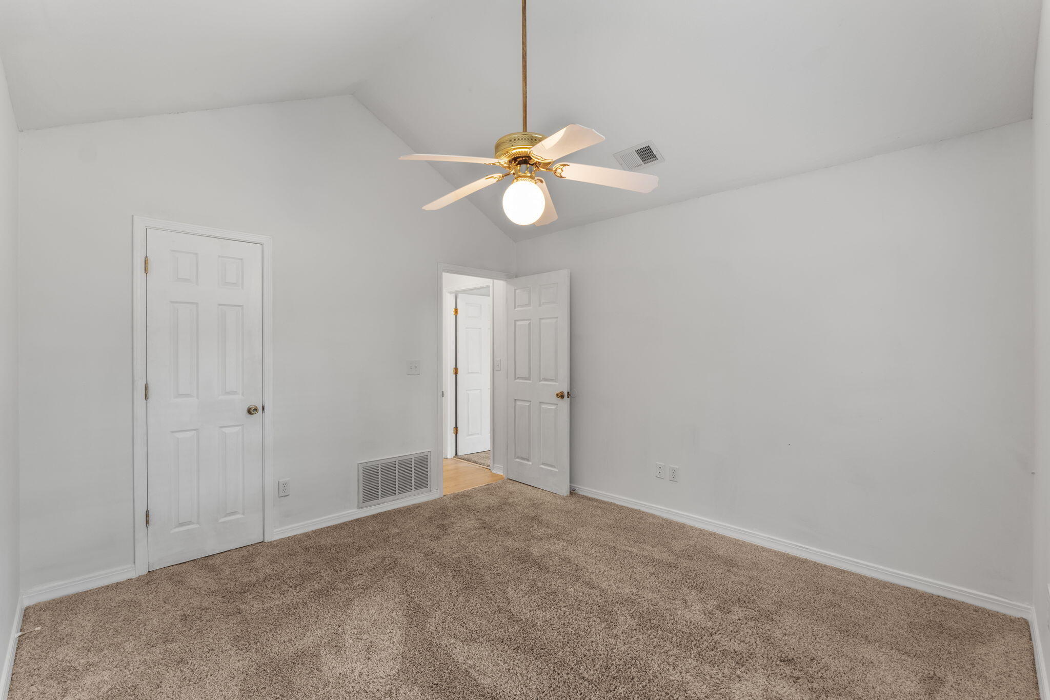 RAINTREE ESTATES #2 - Residential