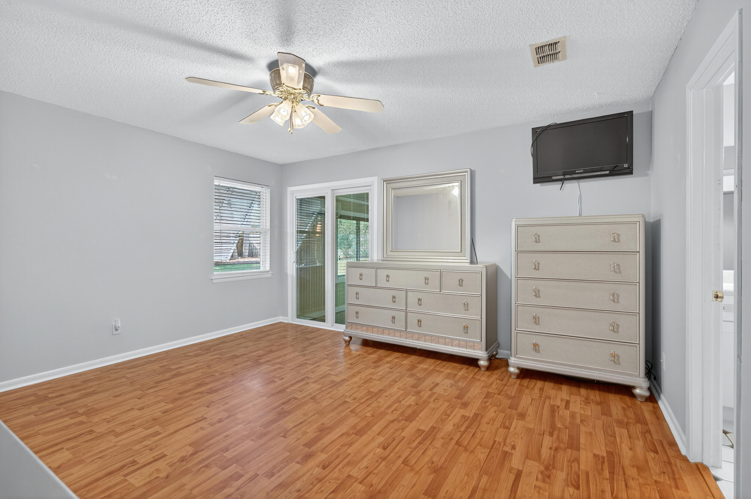 SEA HILLS 3RD - Residential