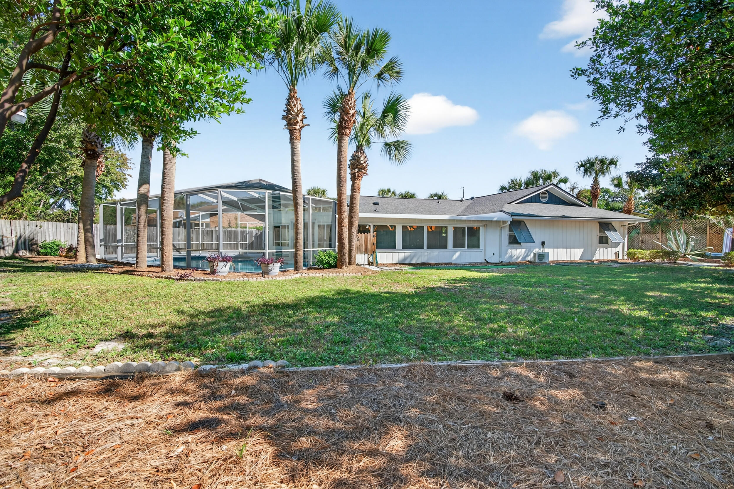 SEA HILLS 3RD - Residential